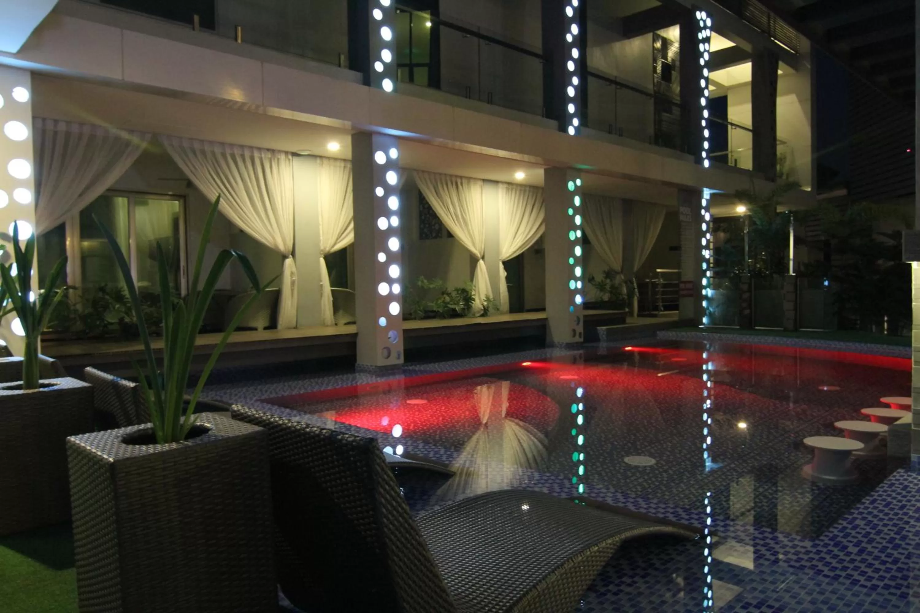 Swimming pool in Eloisa Royal Suites