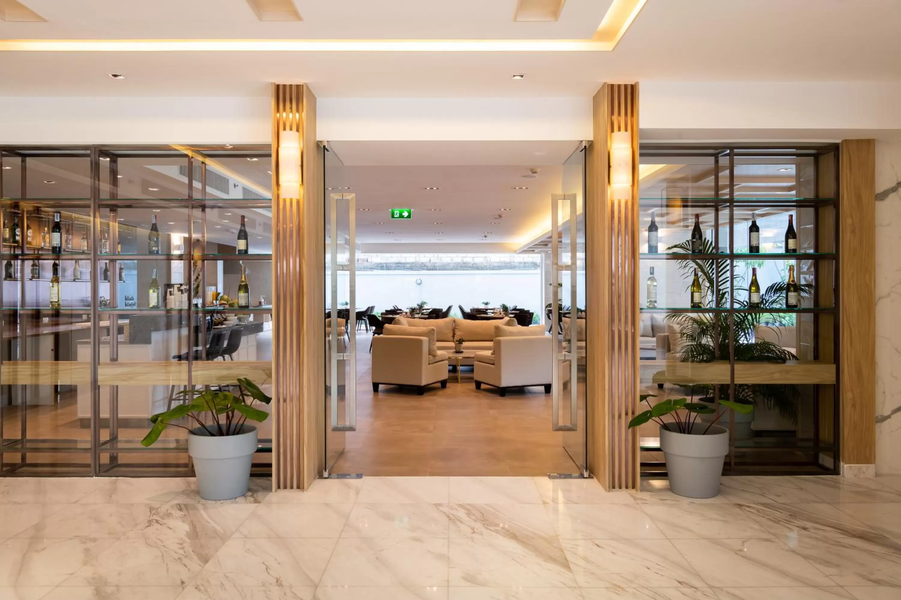 Restaurant/places to eat in Jasmine 59 Hotel