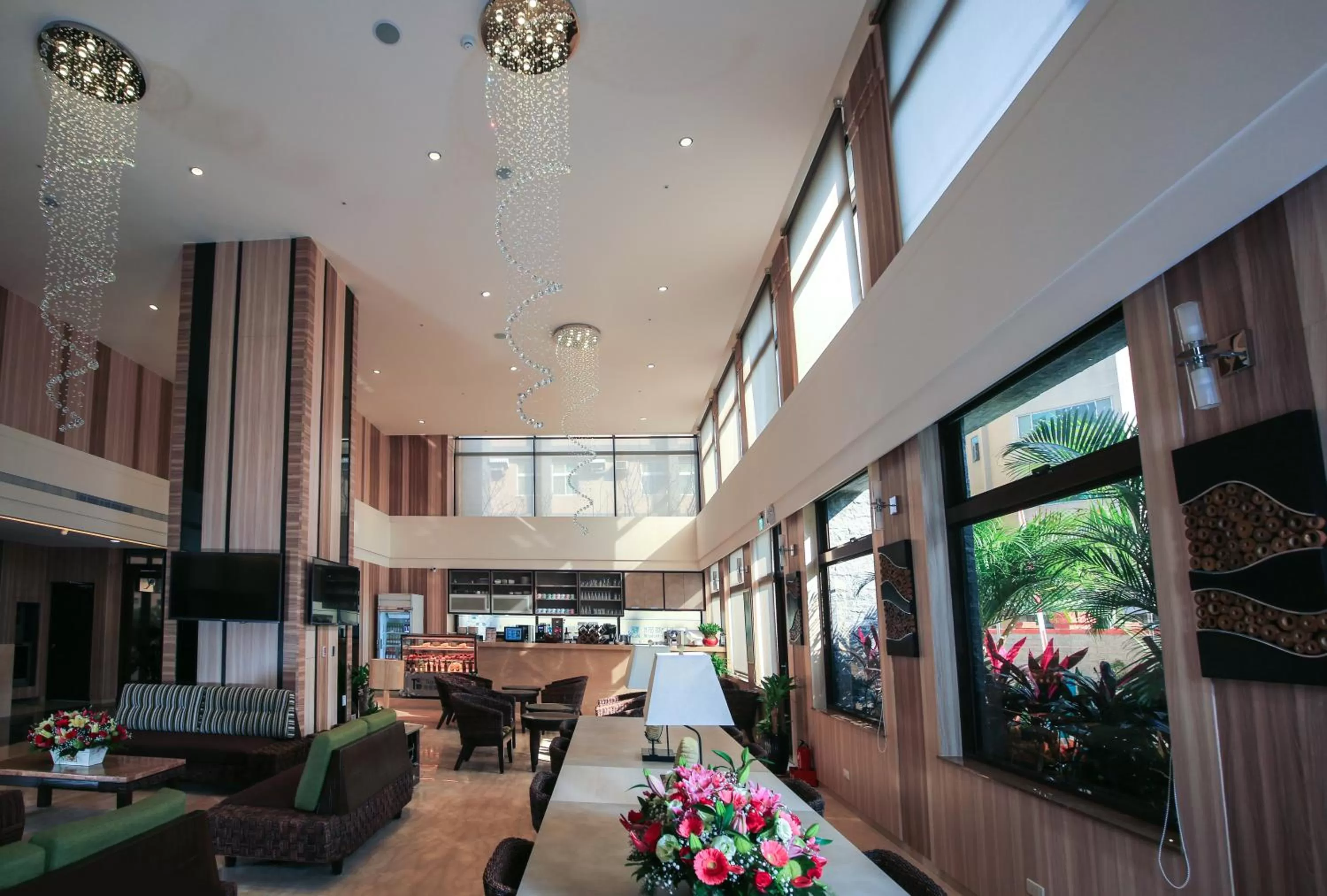 Lobby or reception in Darlon Hotel