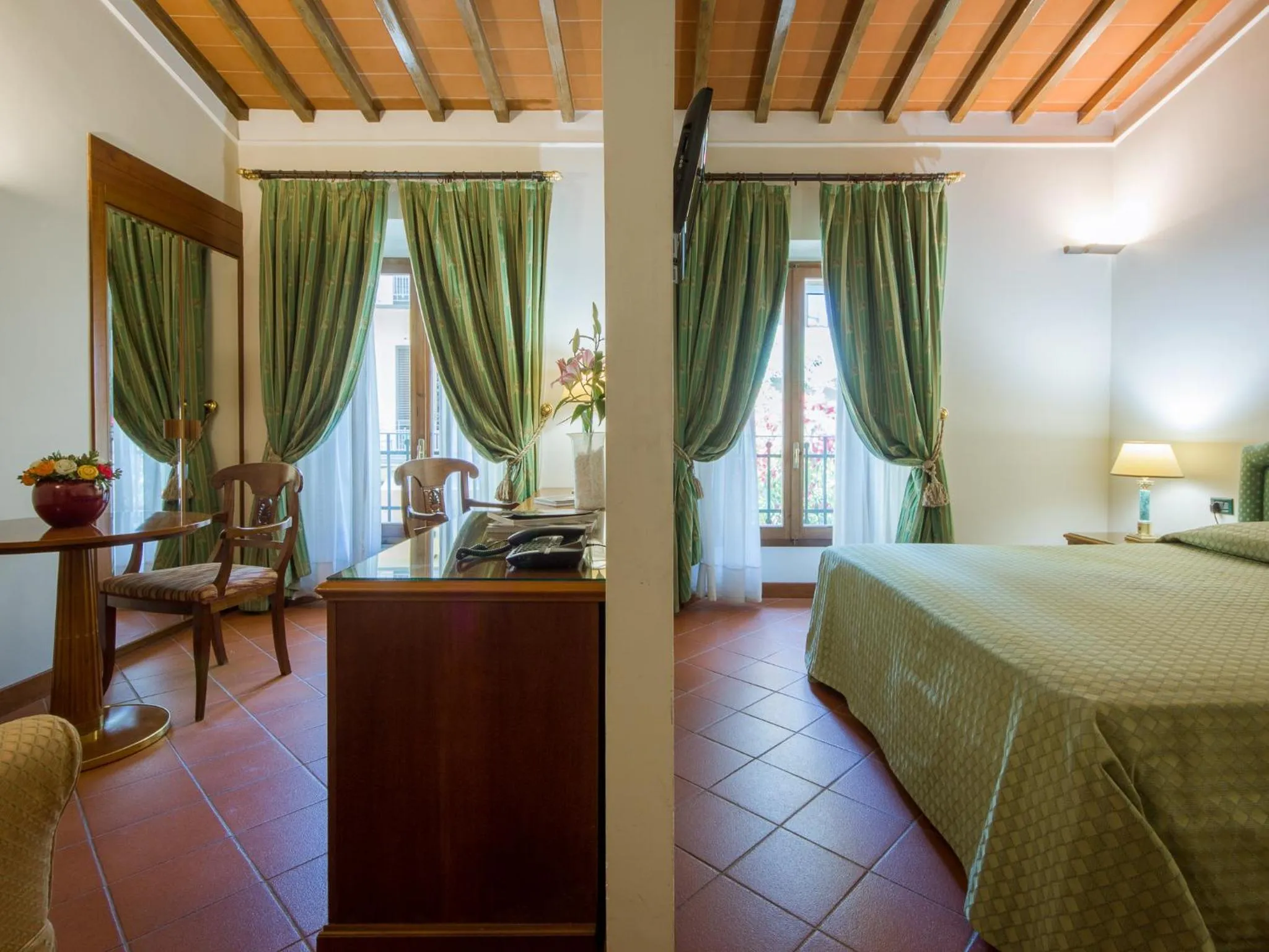 Photo of the whole room in Hotel Panama