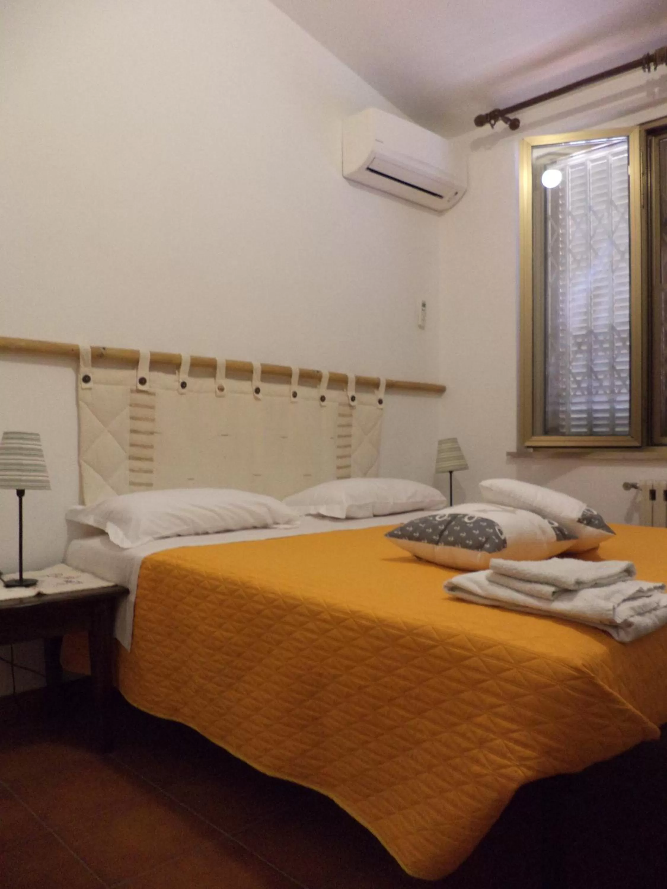 Bedroom, Bed in Da Fiore