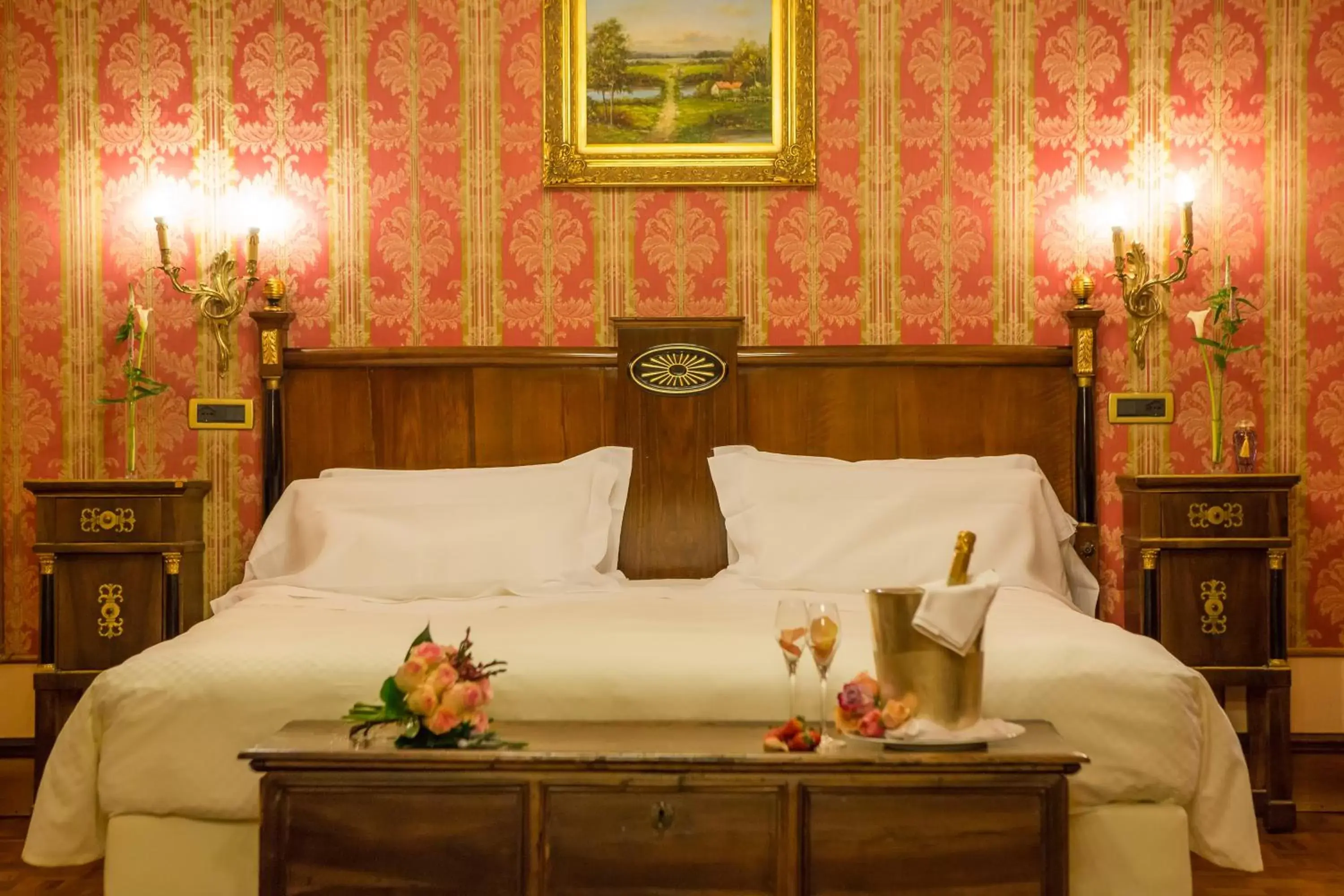 Junior Suite in Due Torri Hotel Junior Suite in Due Torri Hotel