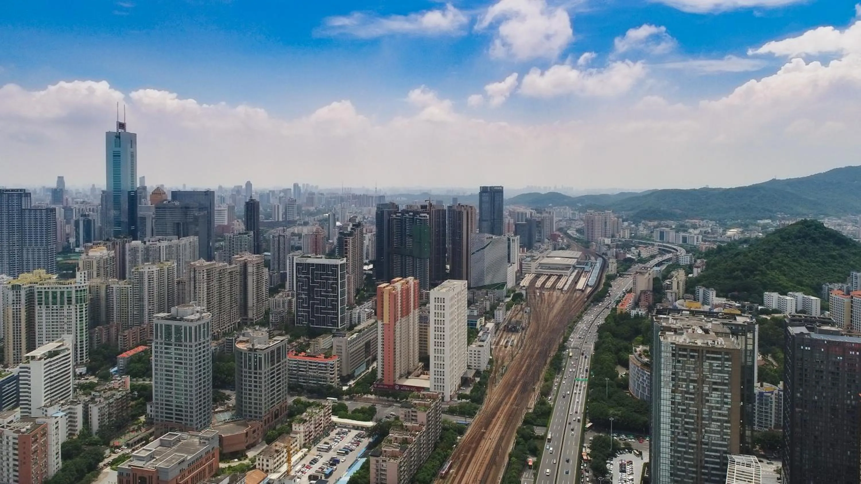 Honder International Hotel - Free shuttle bus between hotel and exhibition center during Canton Fair period