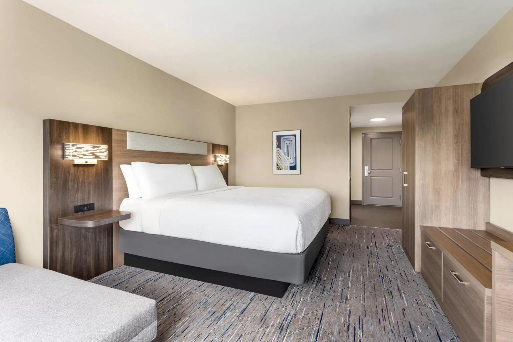 Photo of the whole room, Bed in Holiday Inn Express Hotel & Suites Fort Pierce West by IHG