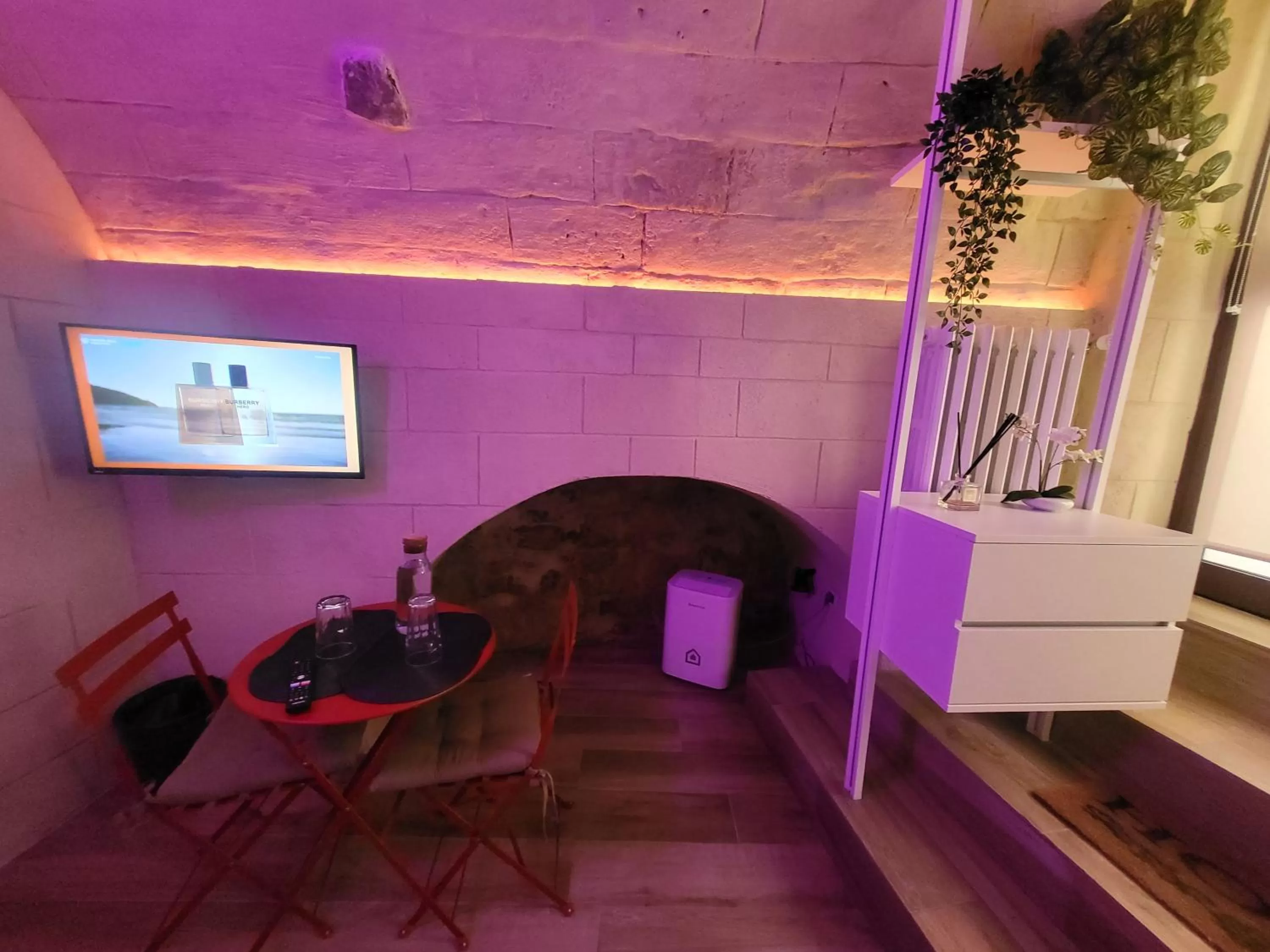 TV and multimedia in Ederina