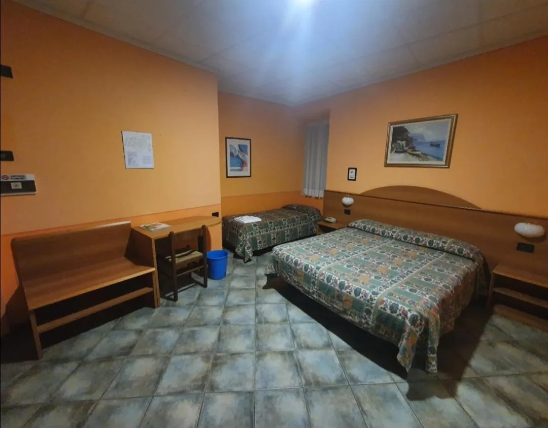 Photo of the whole room, Bed in Hotel Azalea