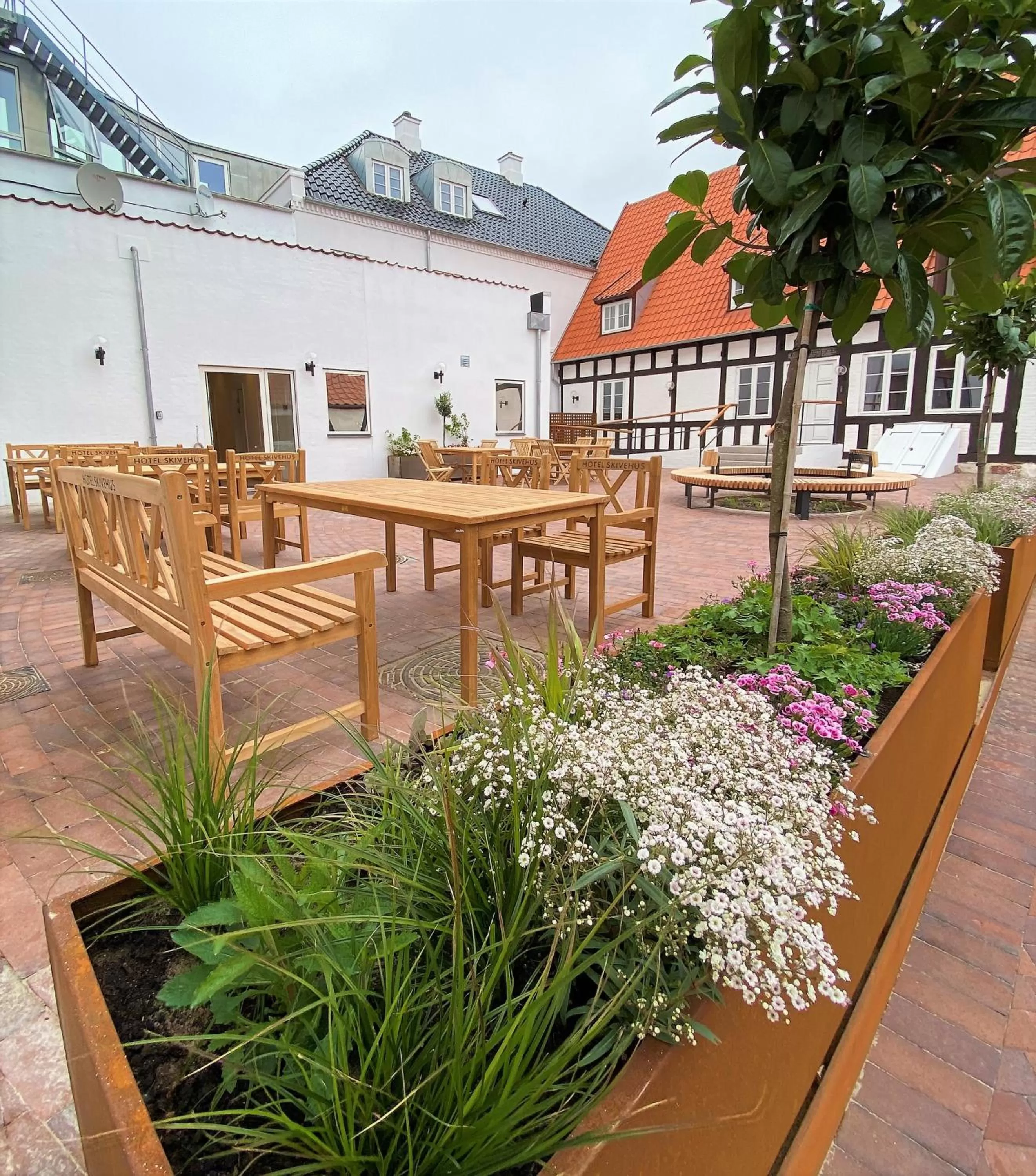 Property building in Hotel Skivehus