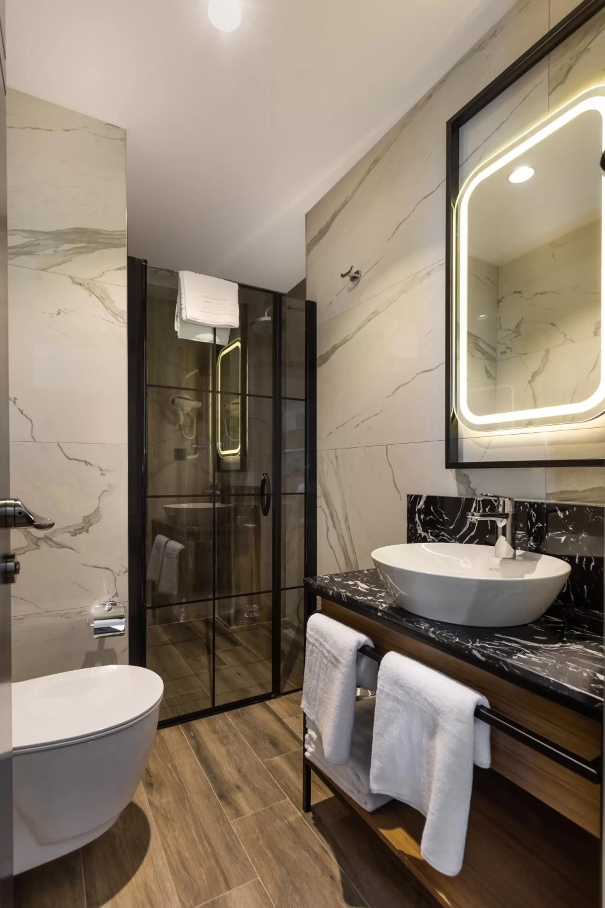 Shower in Nox Suite Rezidans