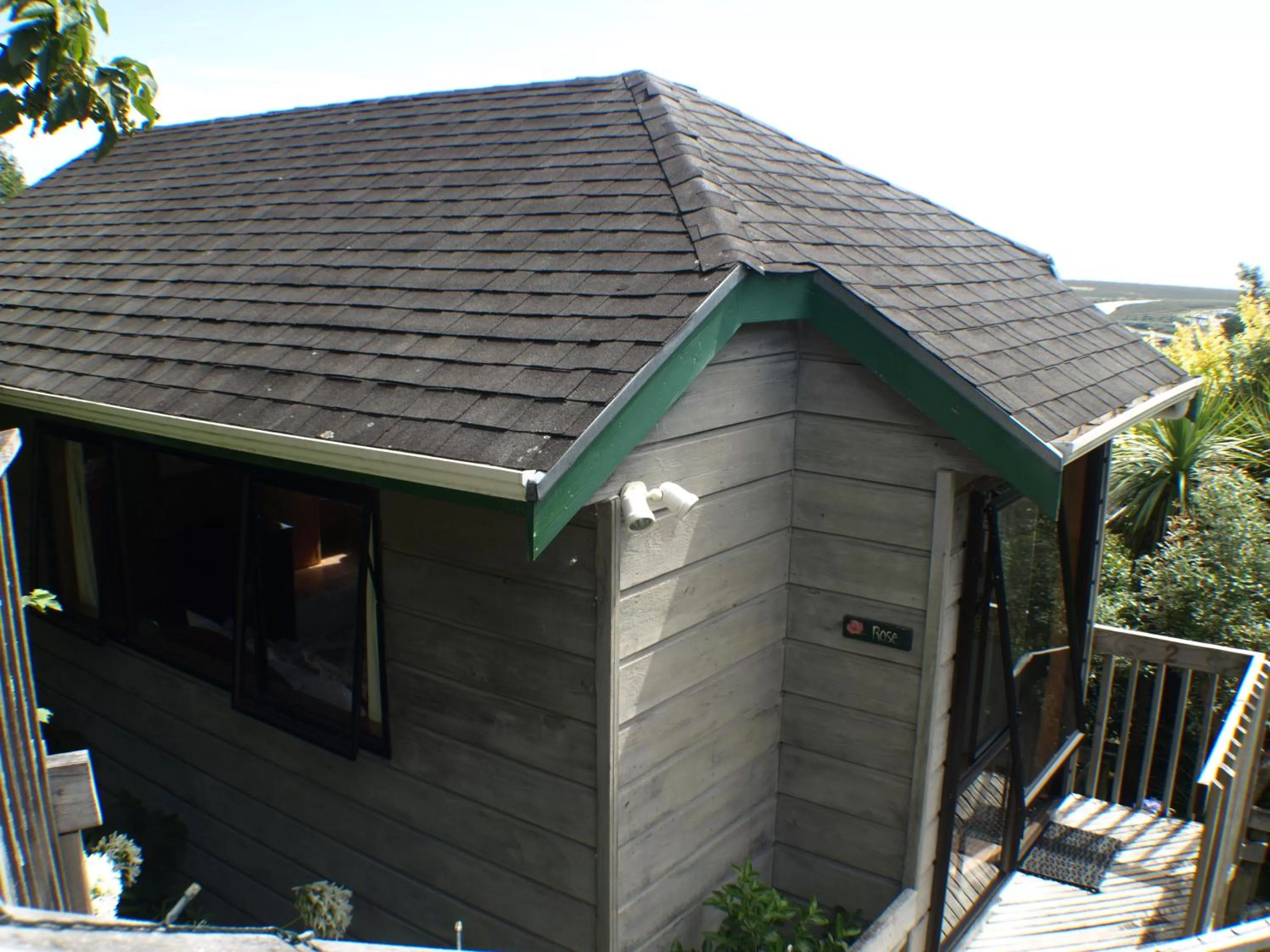 Property building in Grafton Cottage & Chalets