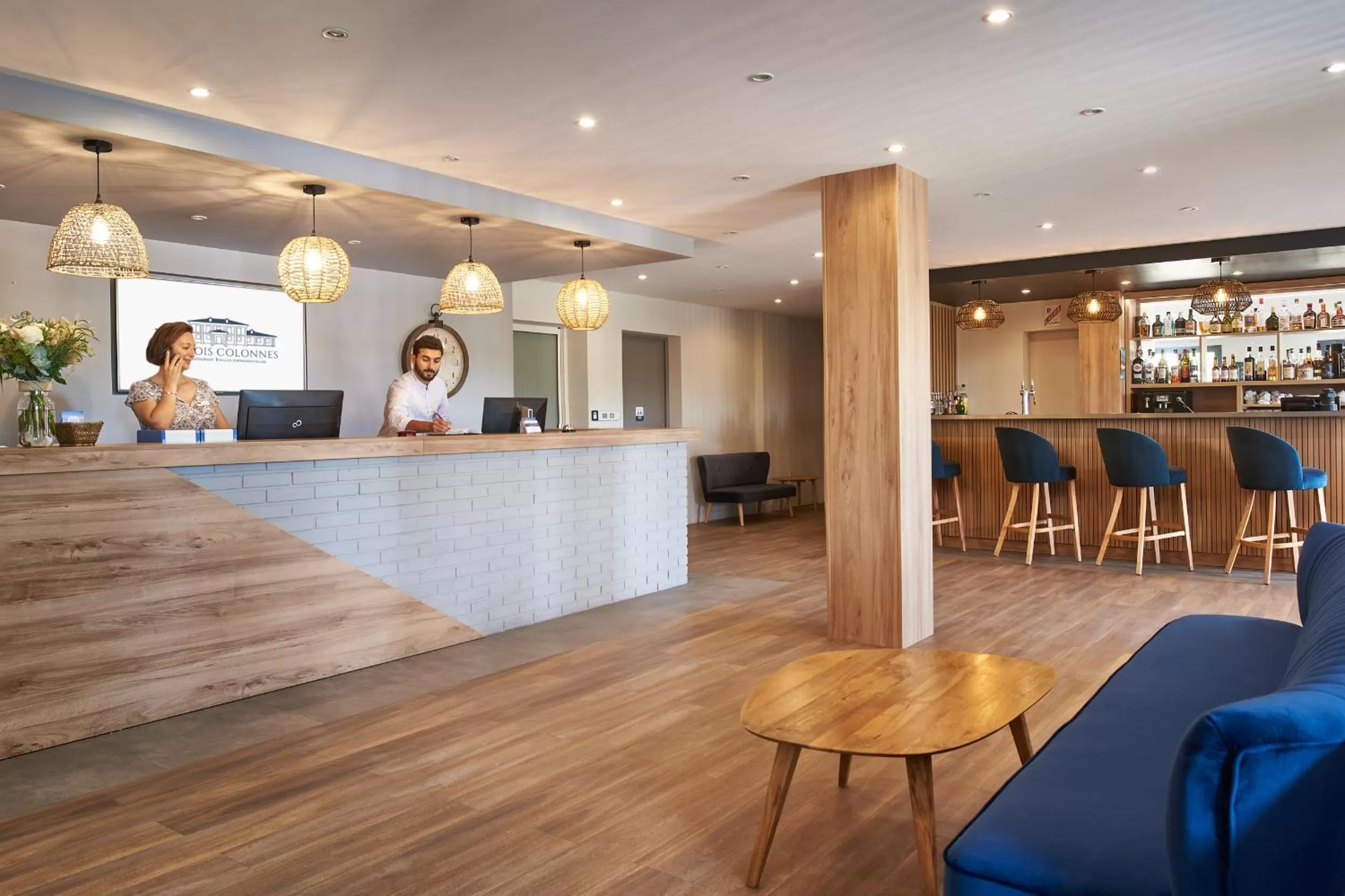 Lobby or reception in Kyriad Sens