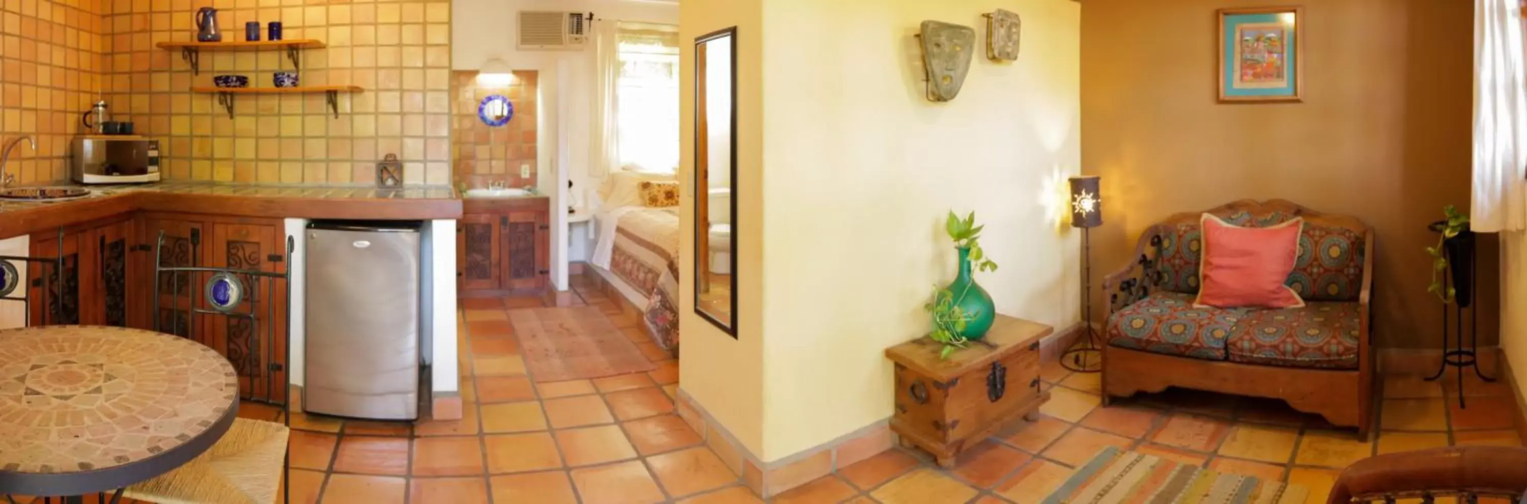 Cozy Suite in The Bungalows Hotel Cozy Suite in The Bungalows Hotel