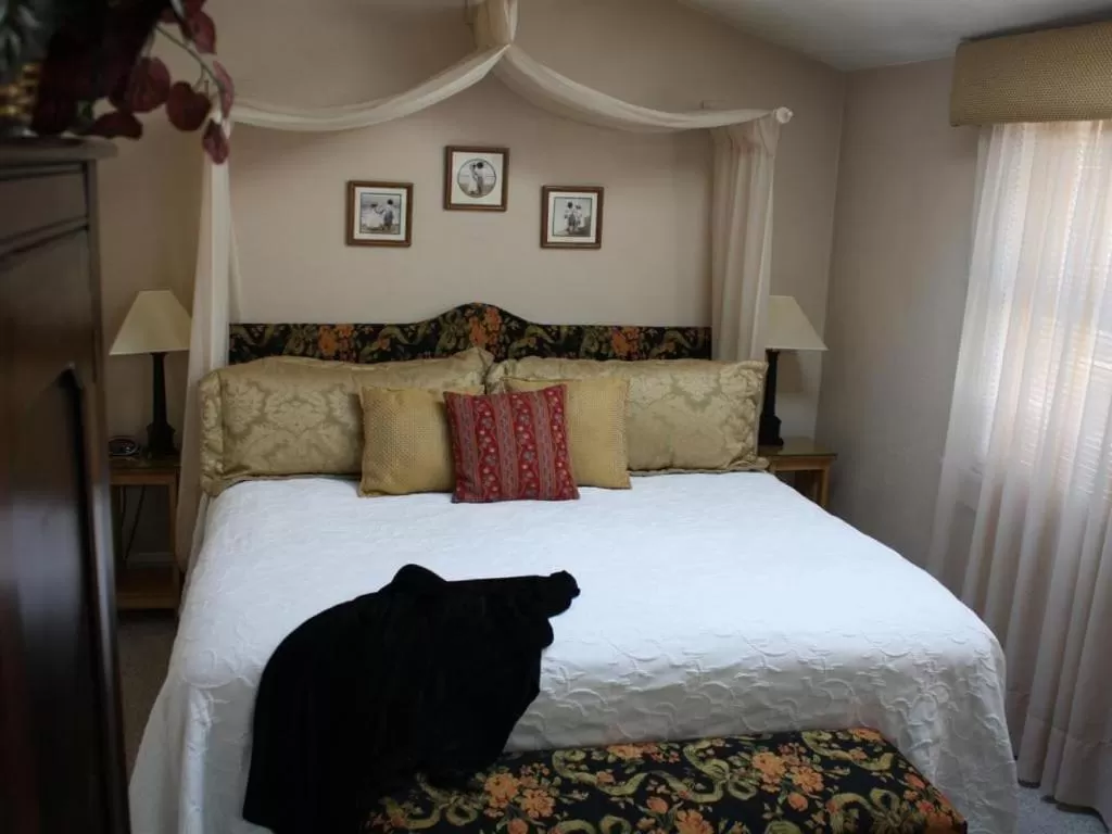 Bed in Red Rocker Inn