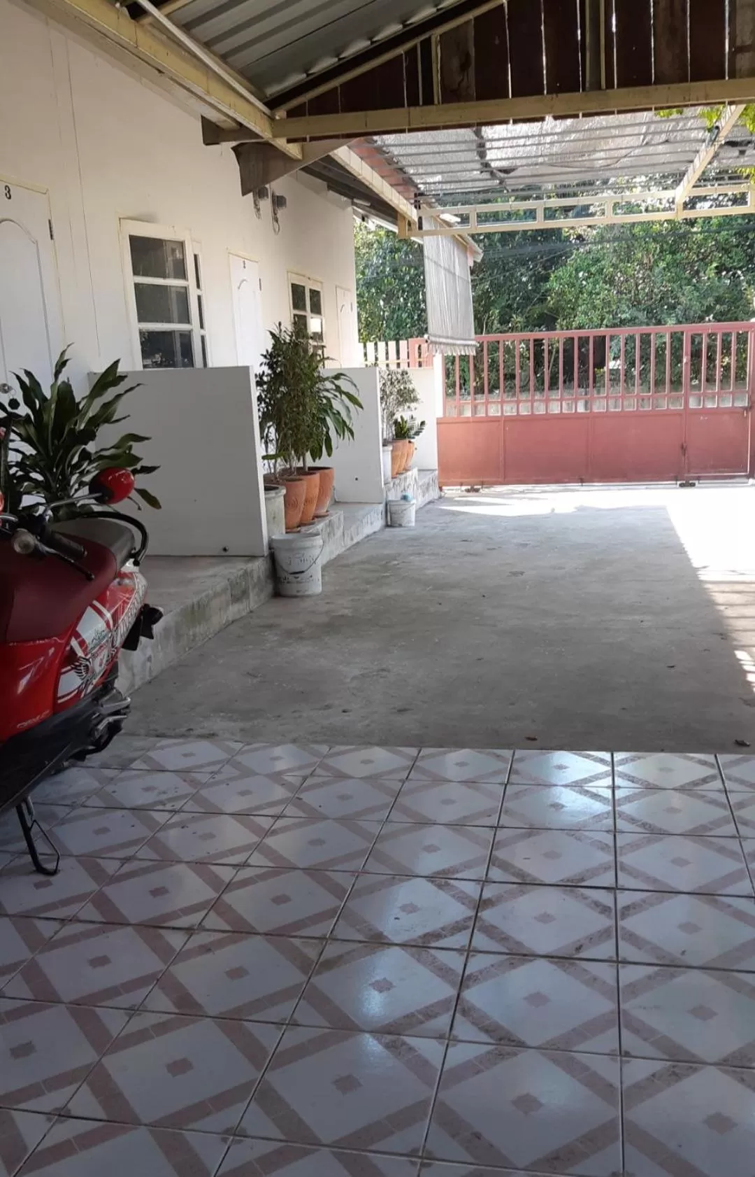 Pakchong hostel & wildlife tour