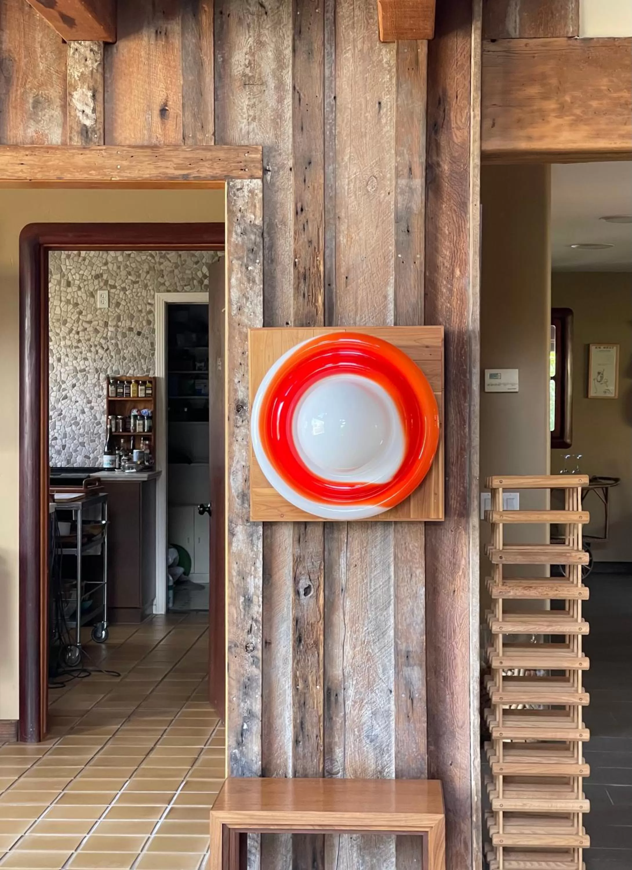 Decorative detail in Inn Paradiso