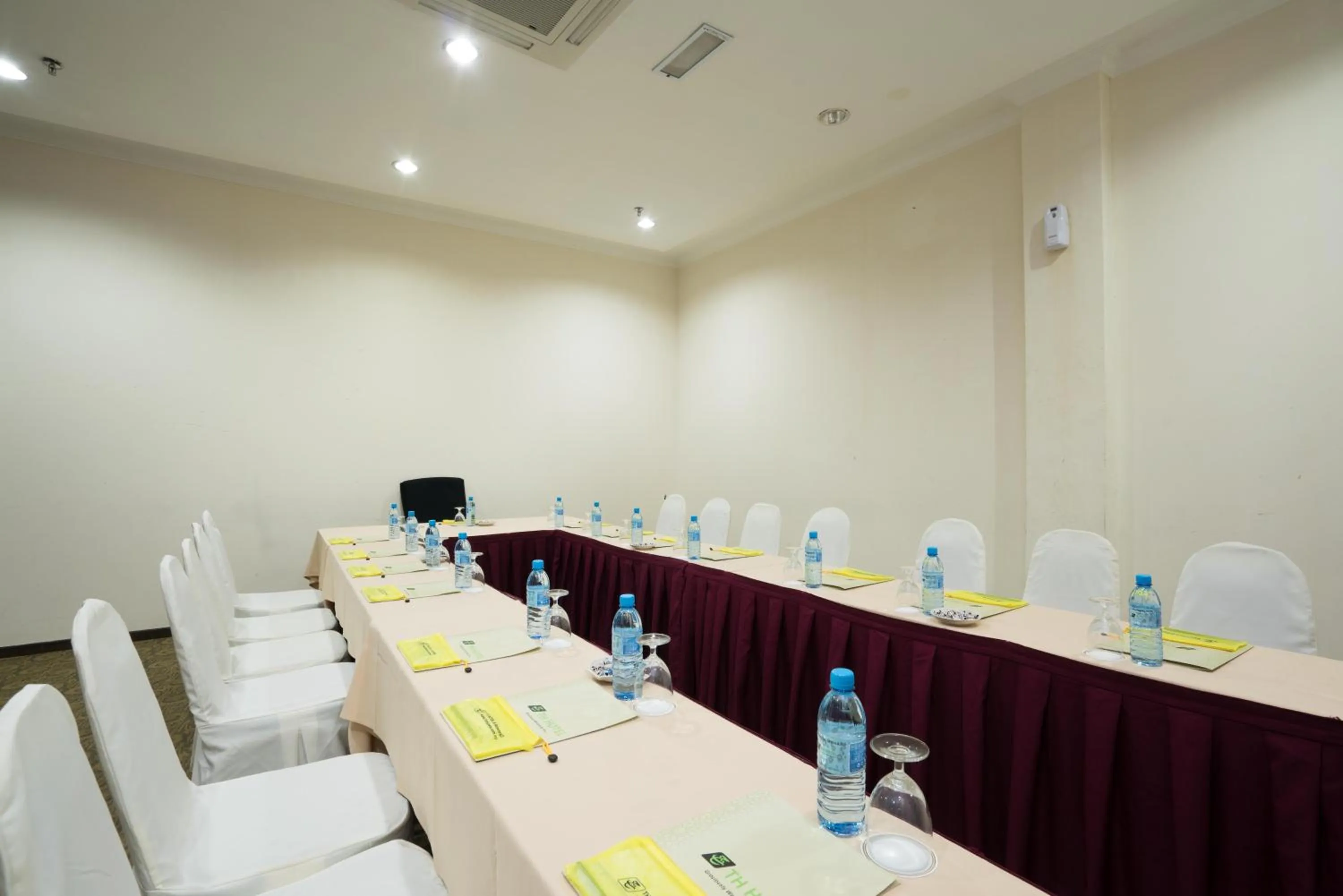 Business facilities in TH Hotel Kelana Jaya