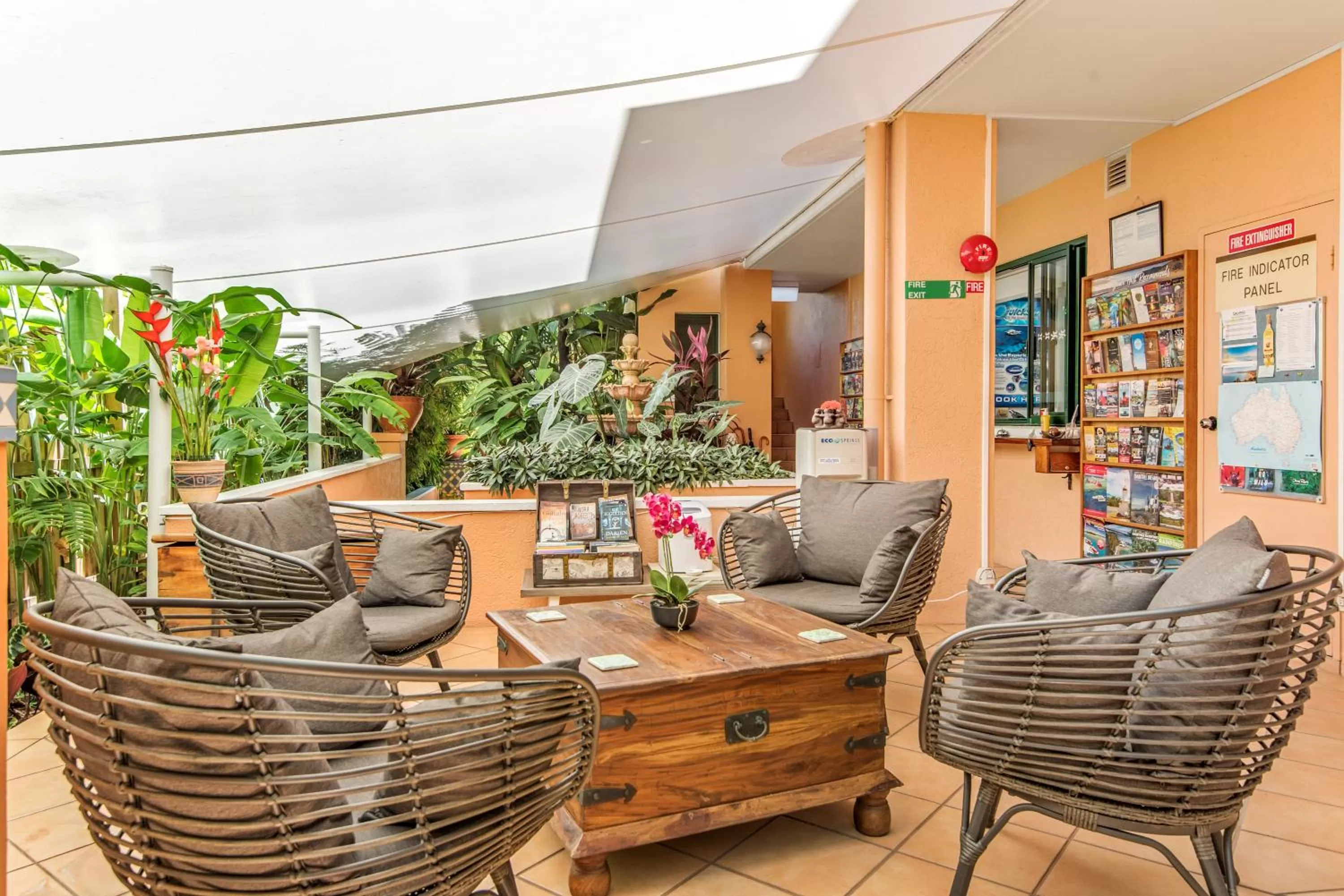 Lobby or reception in Martinique On Macrossan