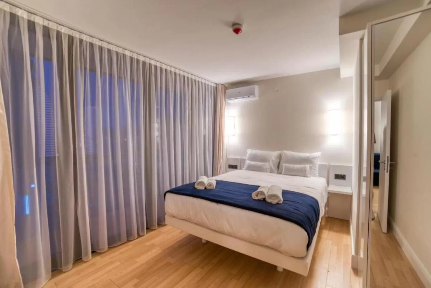 Bed in Luxury Sea View Aparthotel In Orbi City Batumi