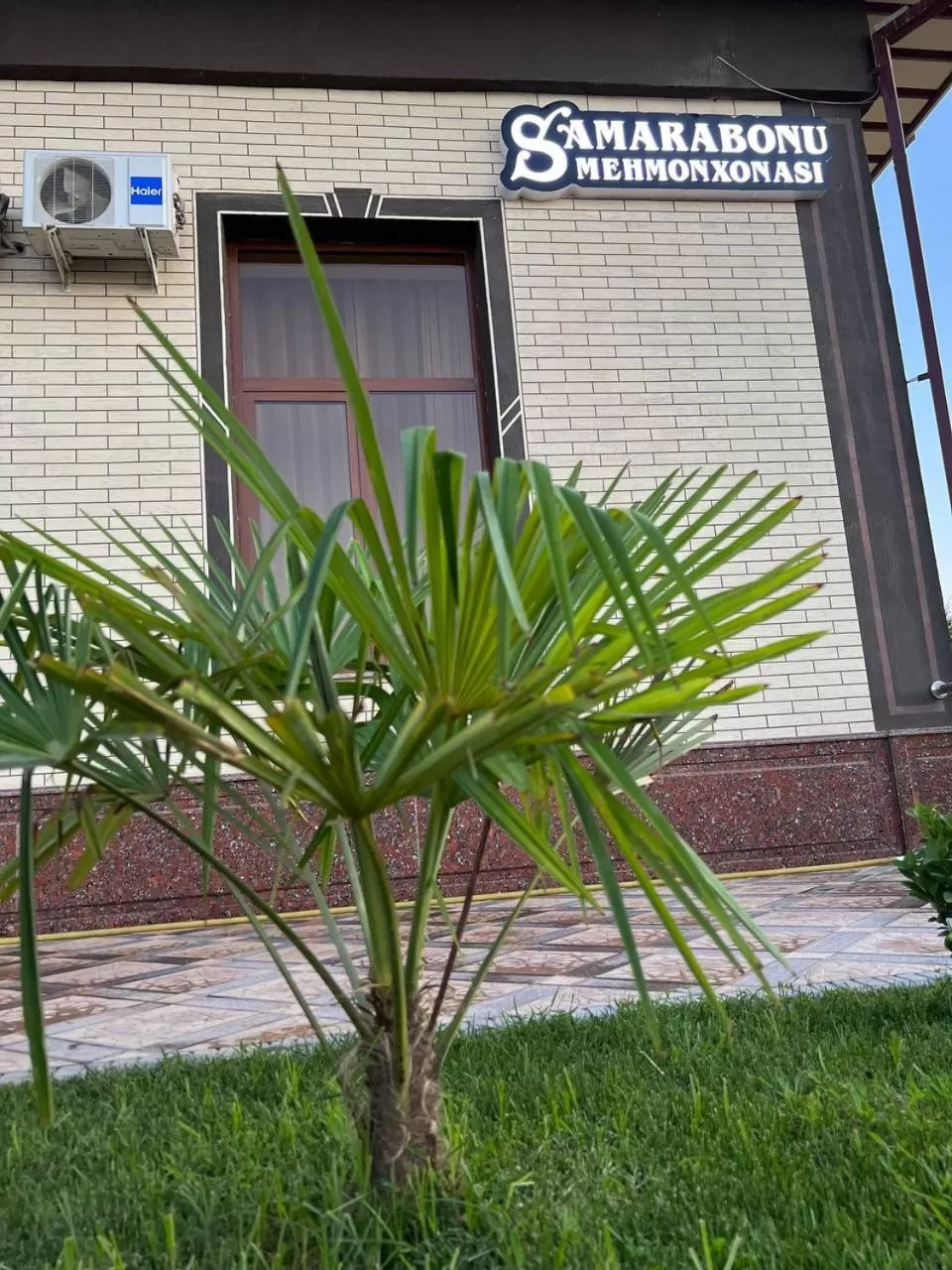 Property building in Samarabonu Hotel