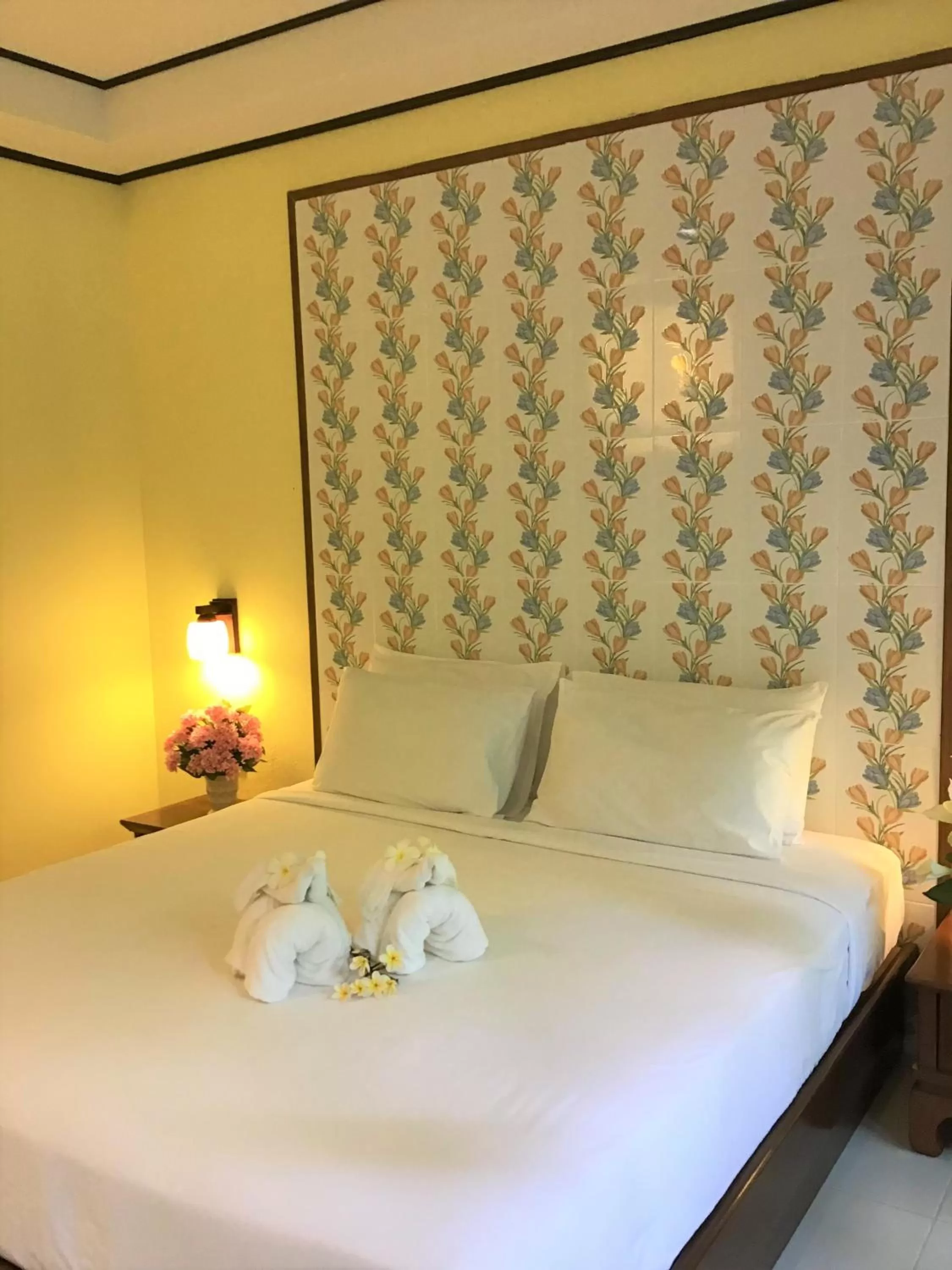 Bed in Pratum Resort