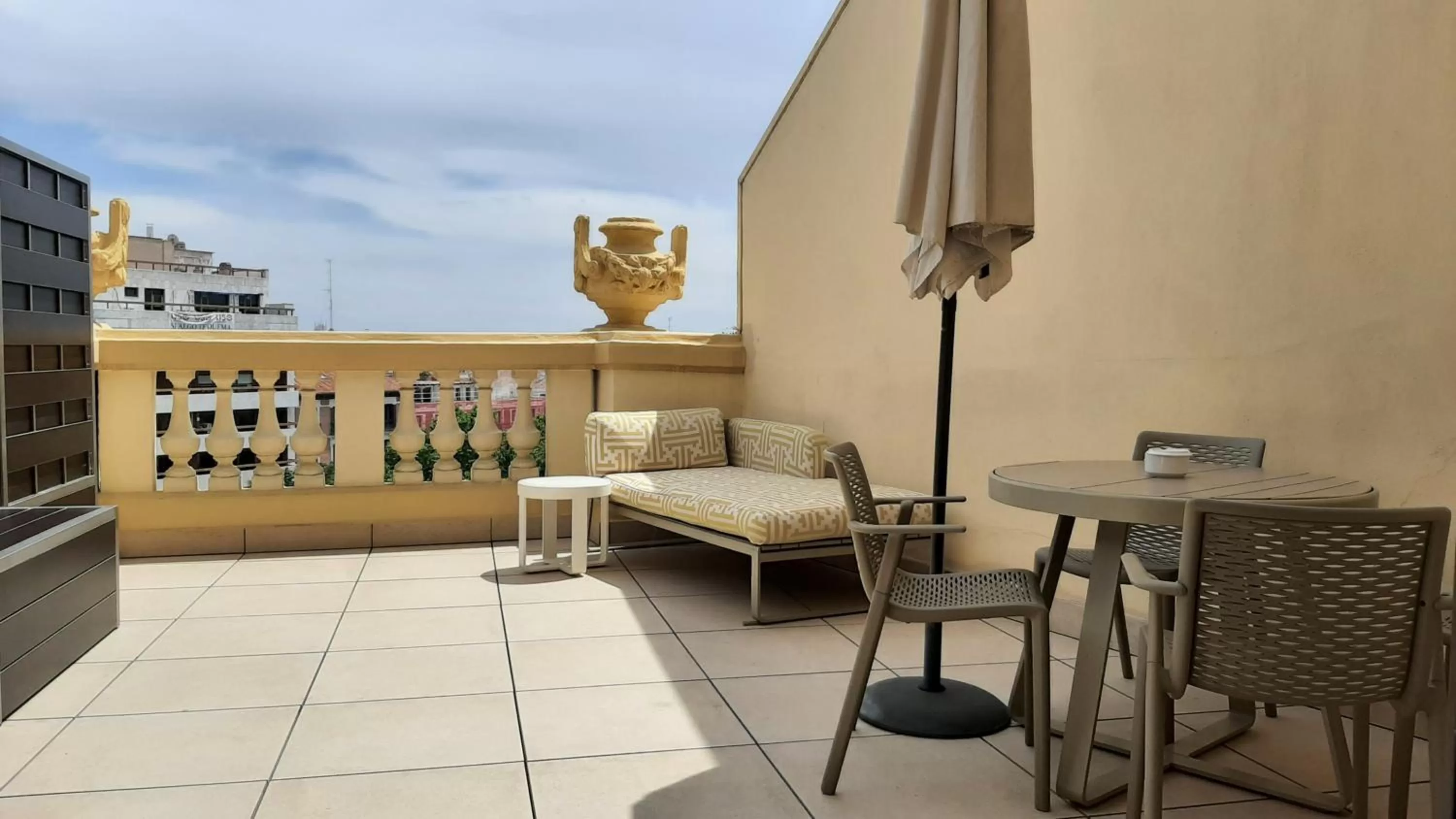 Balcony/Terrace in Hotel Sardinero Madrid