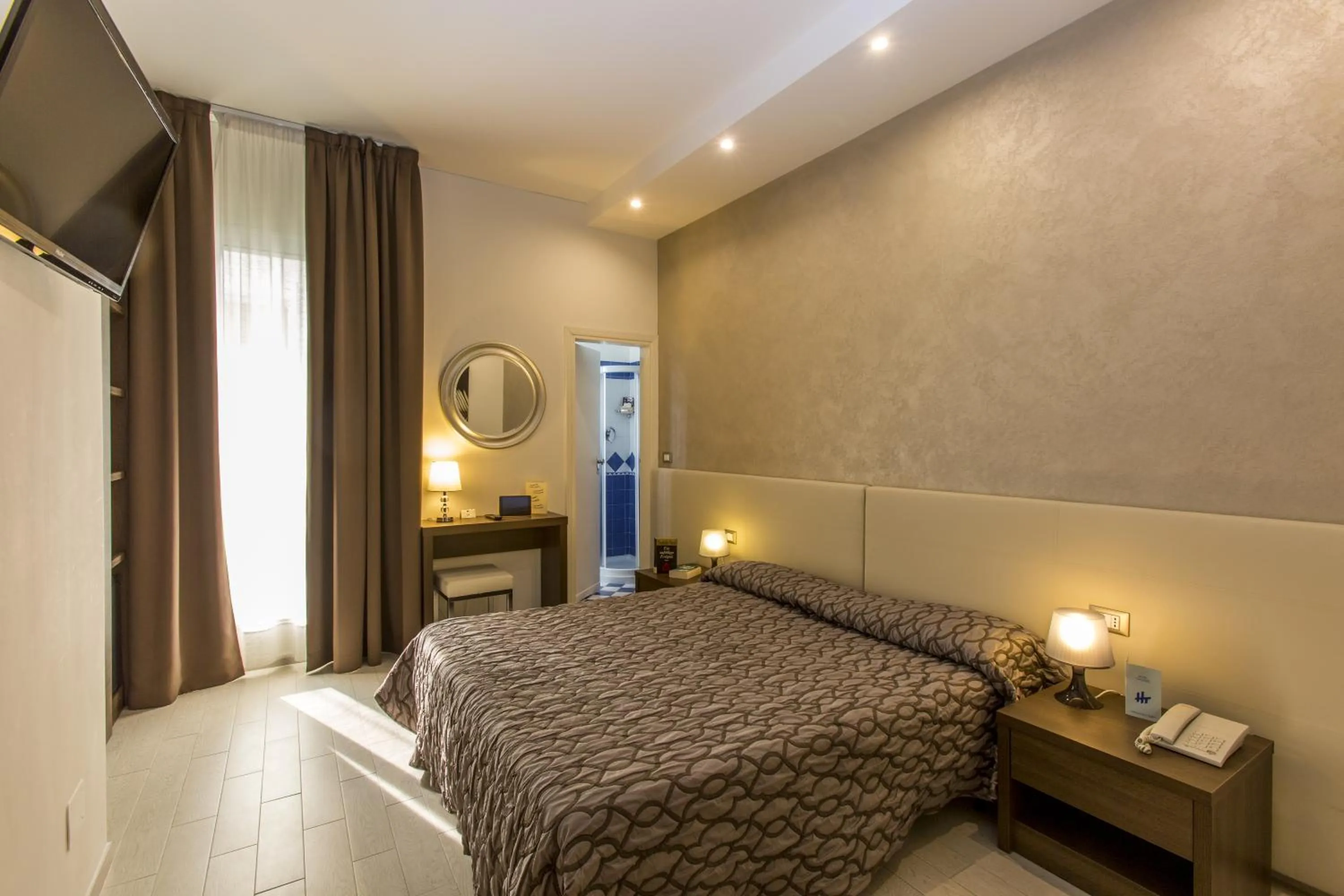 Day in Hotel Touring