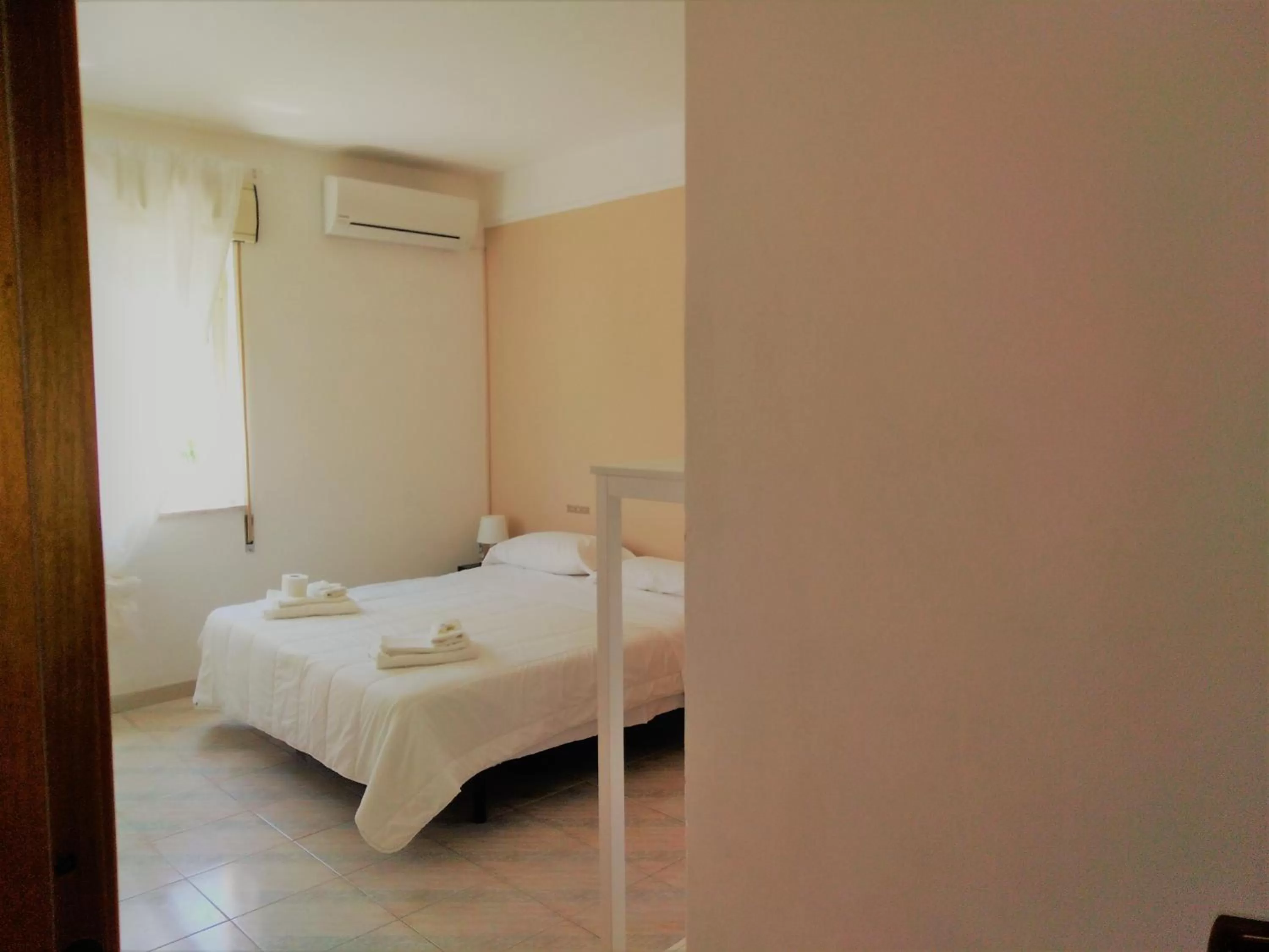 Bed in Hotel Noto Marina Beach