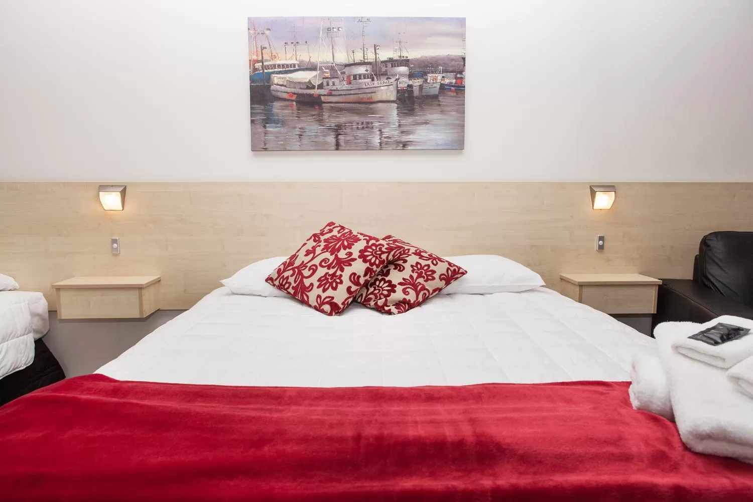 Bed in Picton Accommodation Gateway Motel