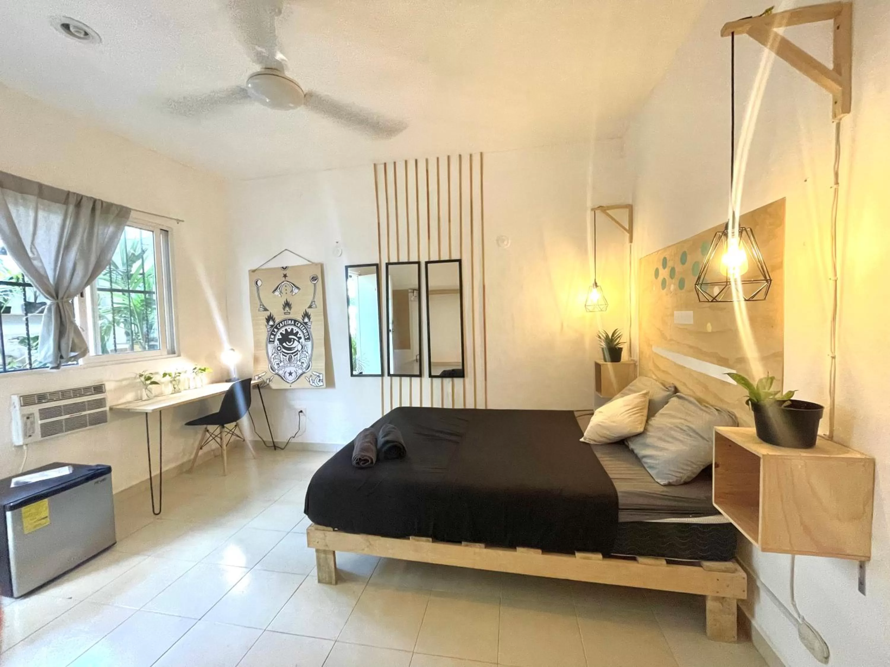 Photo of the whole room, Bed in Anana Coliving