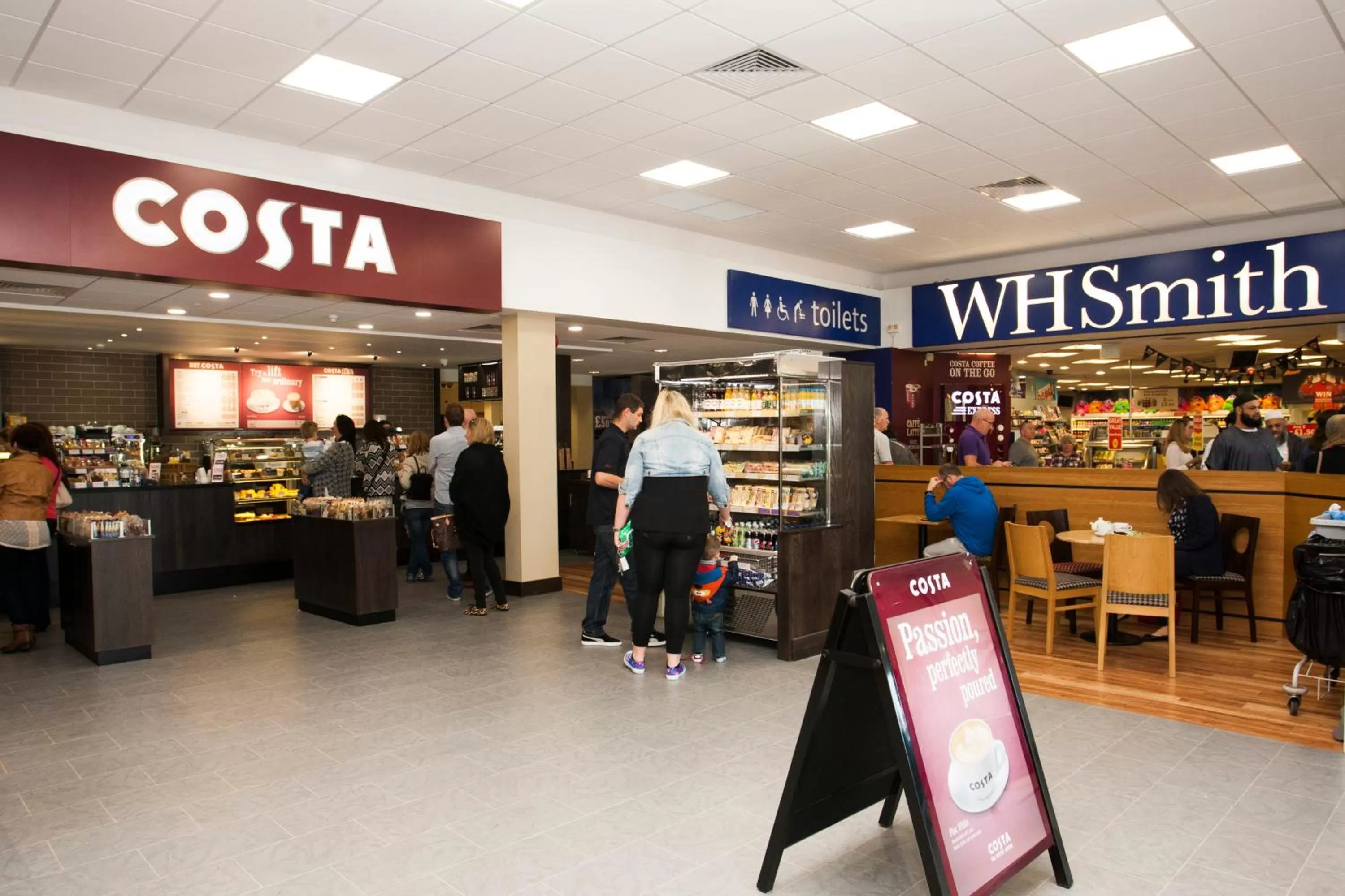 Restaurant/places to eat in Days Inn Watford Gap