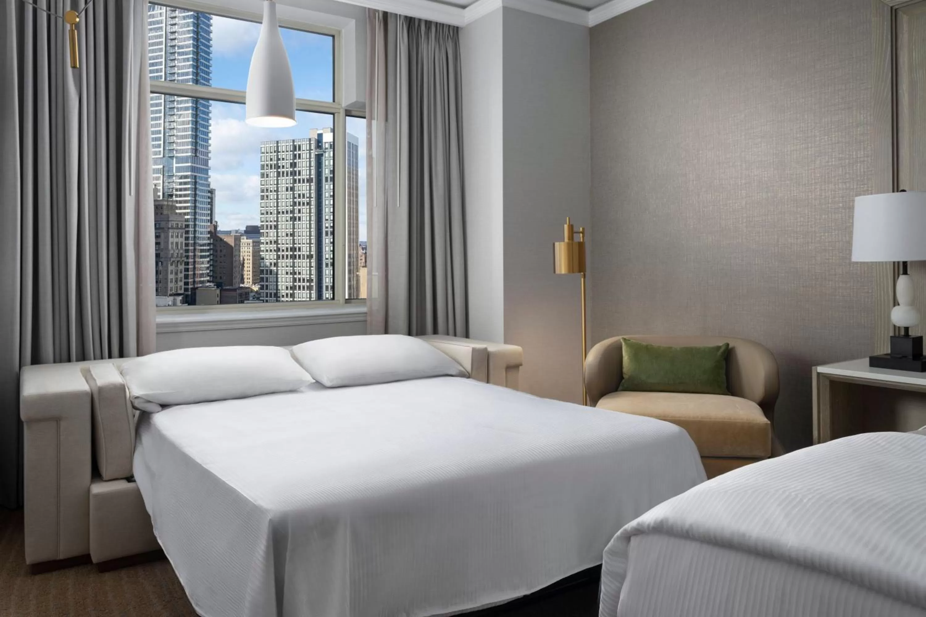 Photo of the whole room, Bed in The Westin Philadelphia