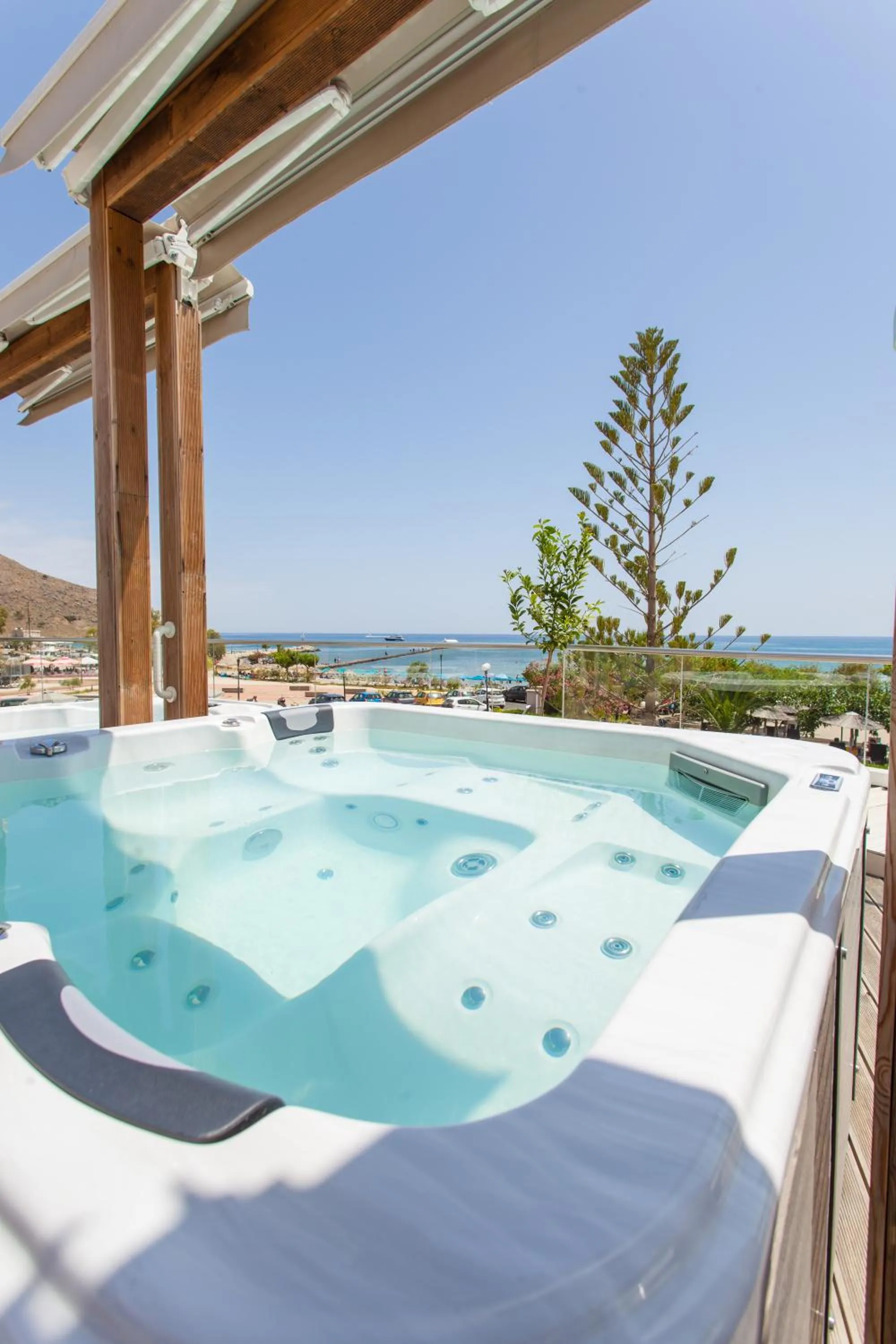 Hot Tub in Georgioupolis Beach Hotel