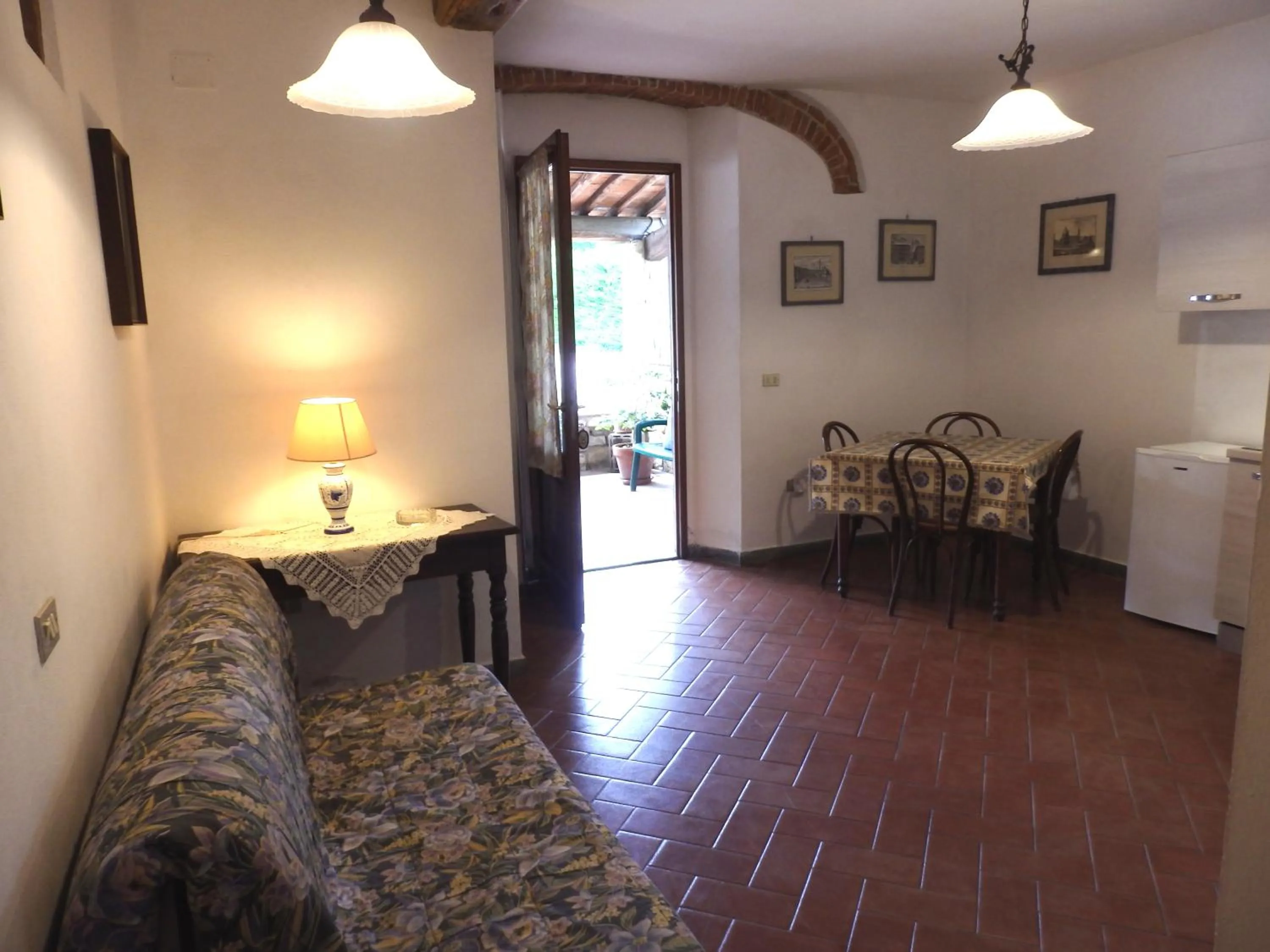 Seating area in Residence Casprini da Omero