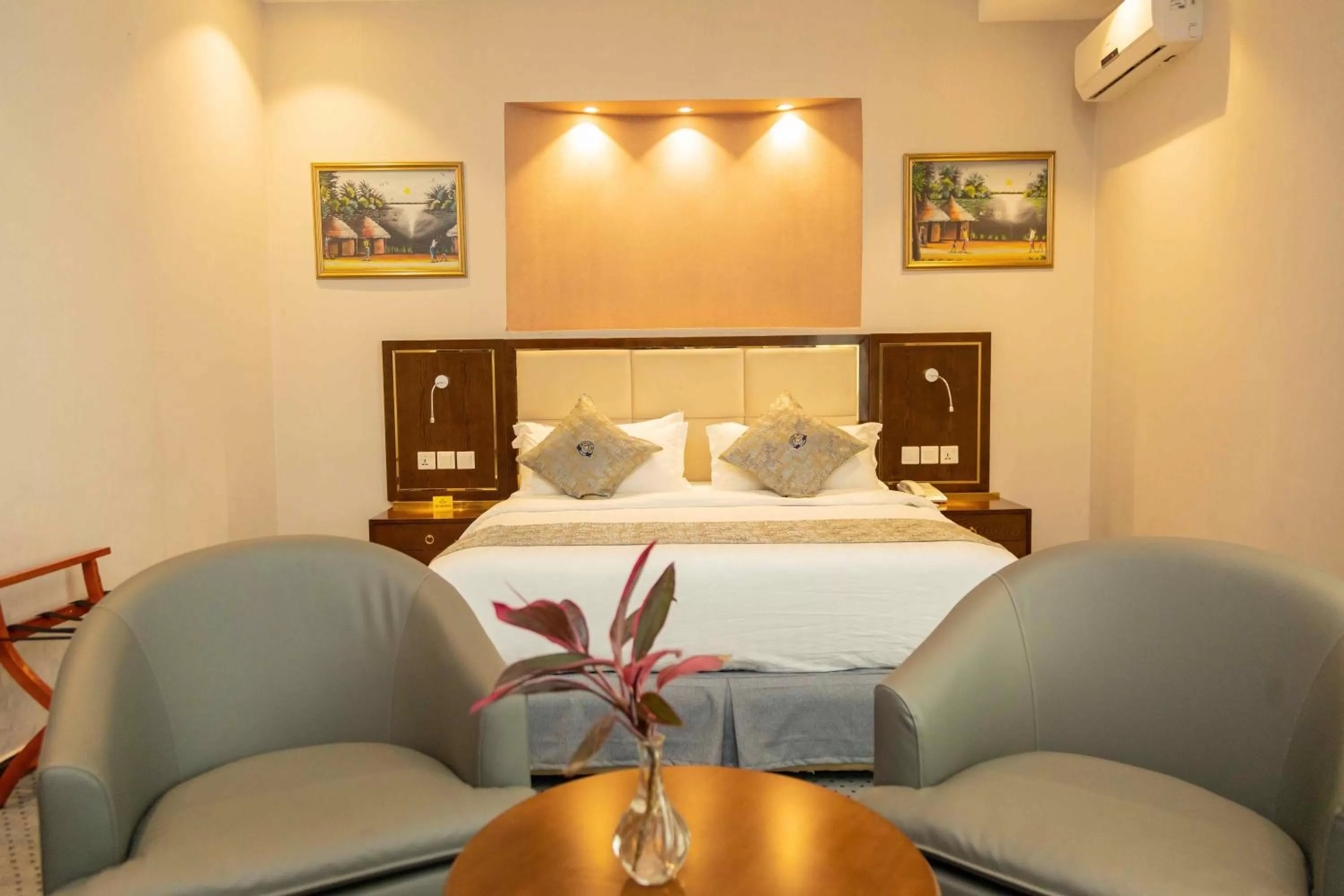 Bed in Cap Kivu Hôtel