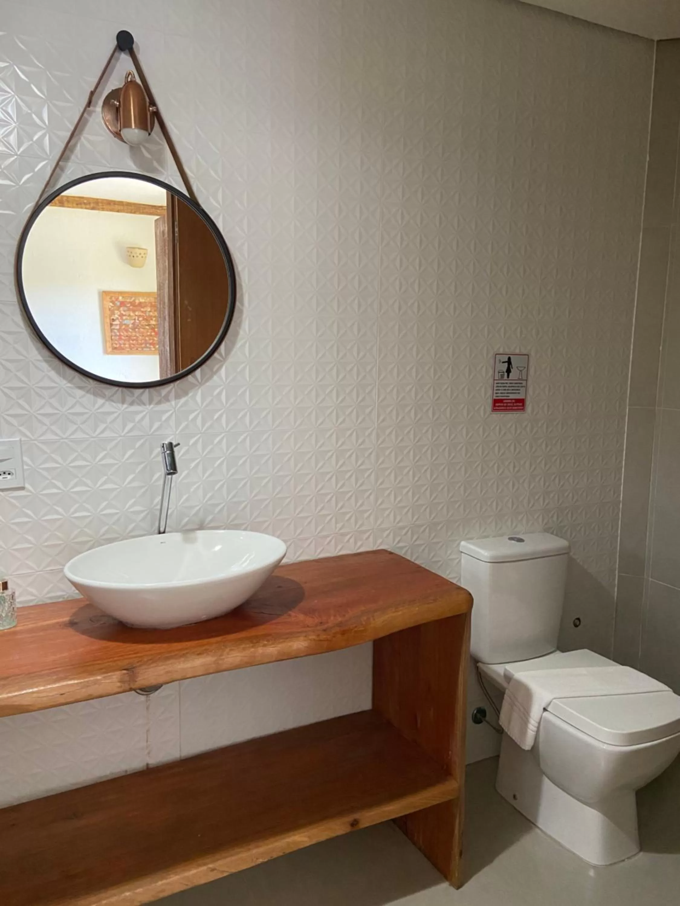 A Mi Manera Pousada , cerveja própria e Bistrô !