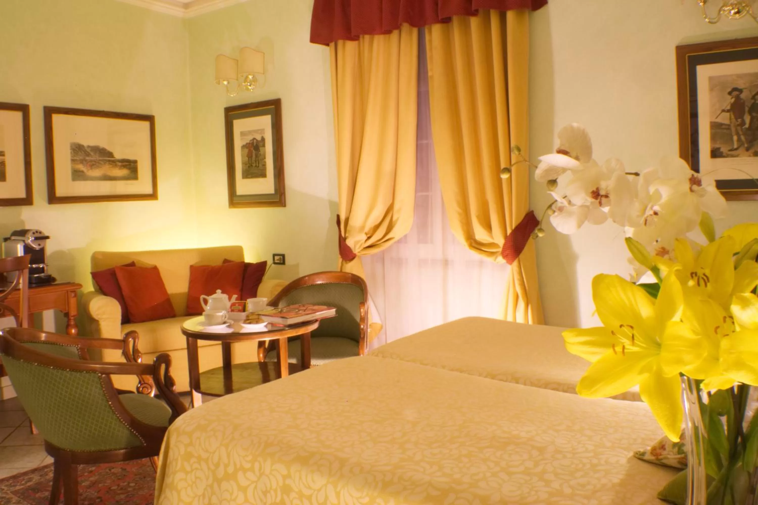 Bedroom, Bed in Hotel Rosary Garden