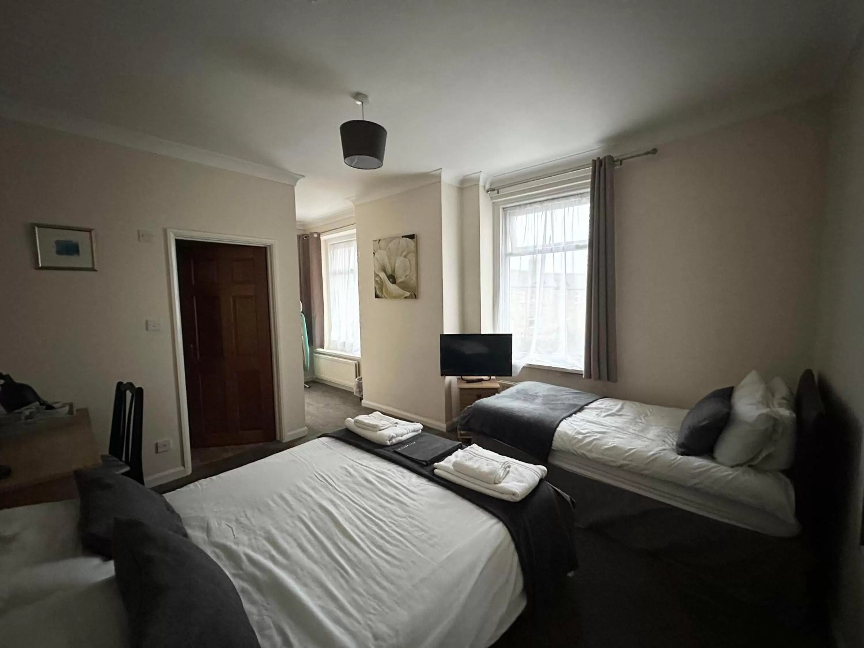 Bed in Masons Arms Amble