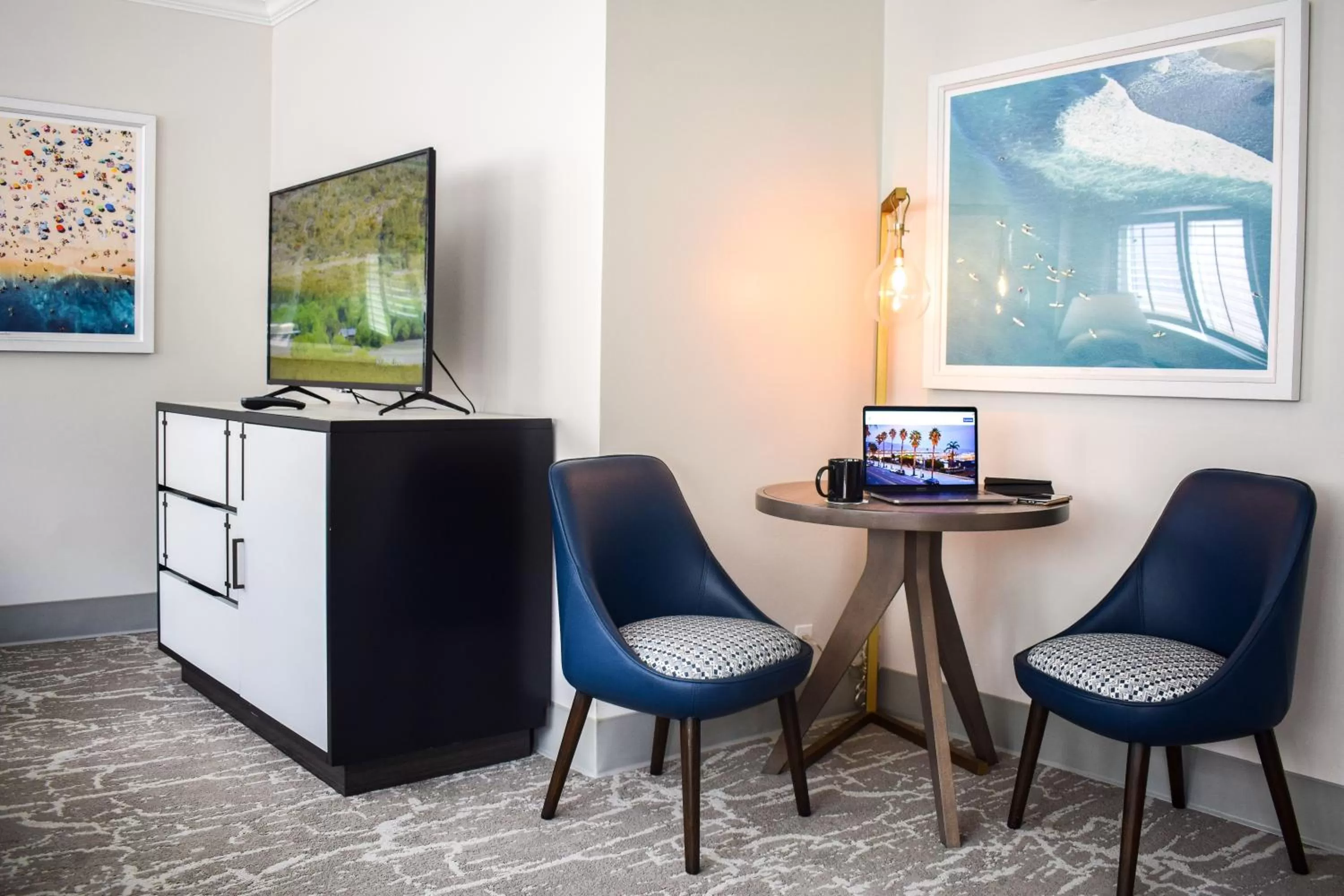 TV and multimedia in Beachside Inn