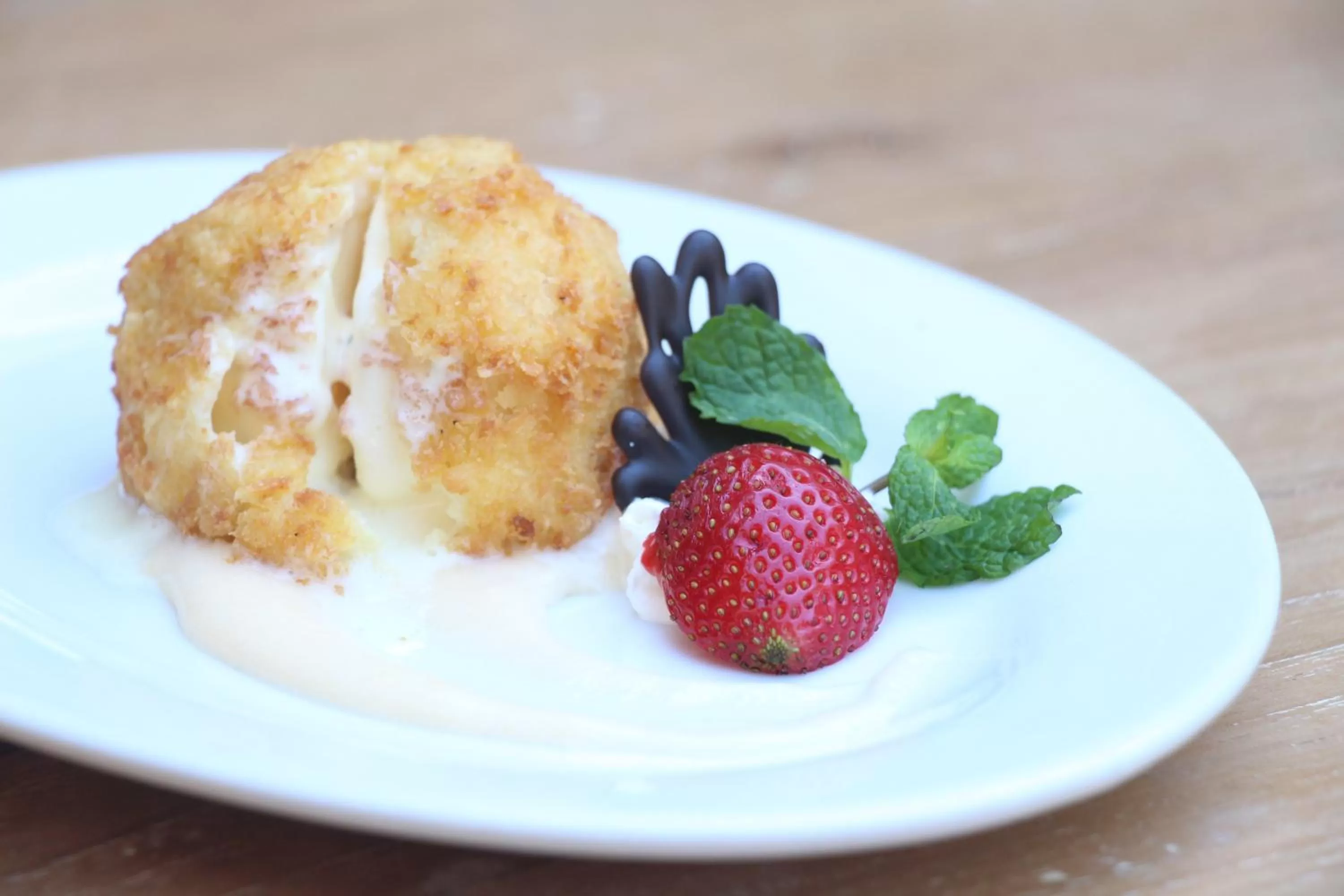 Restaurant/places to eat in Parigata Resorts and Spa