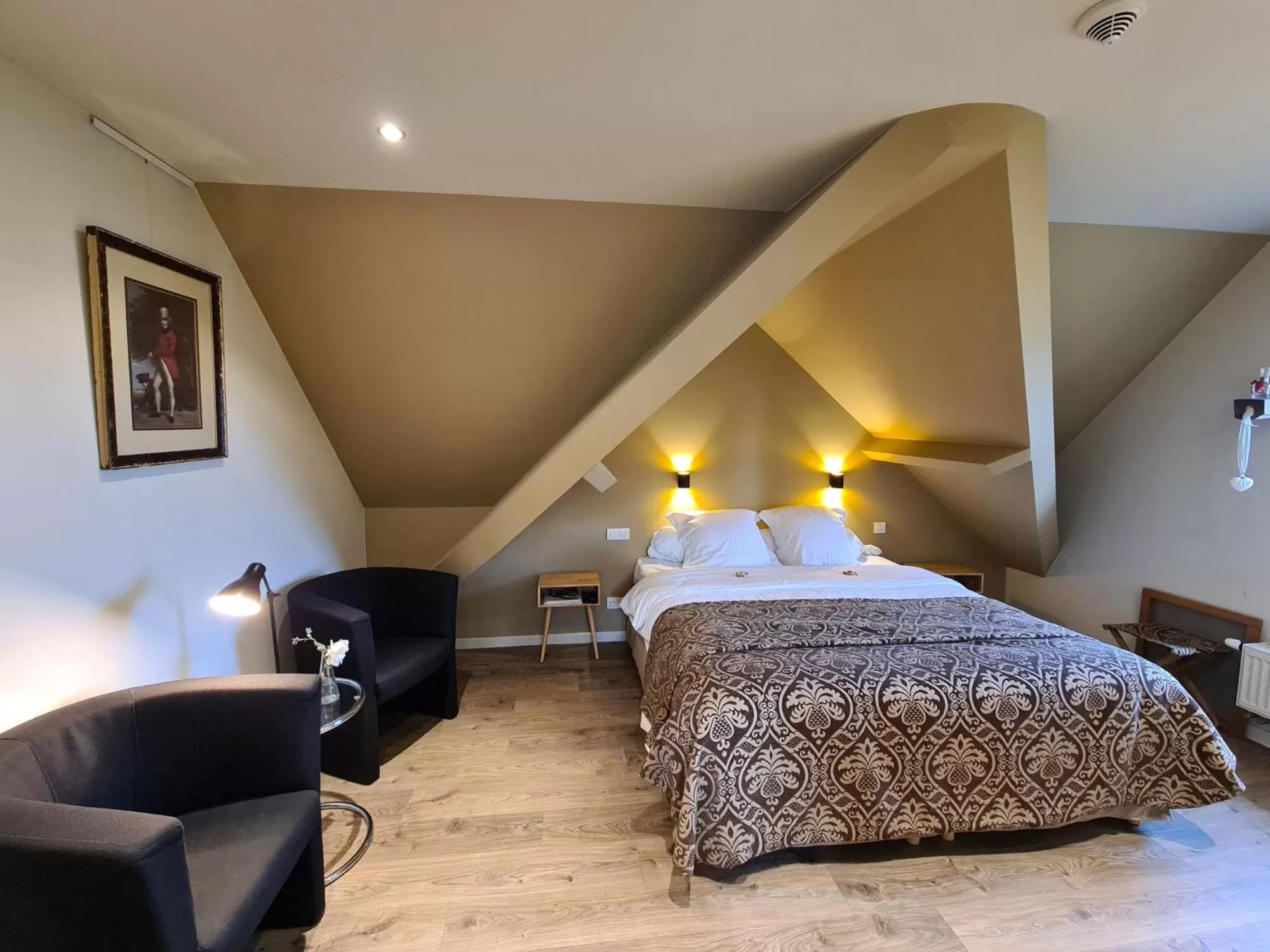 Bed in Eyckenmolen B&B