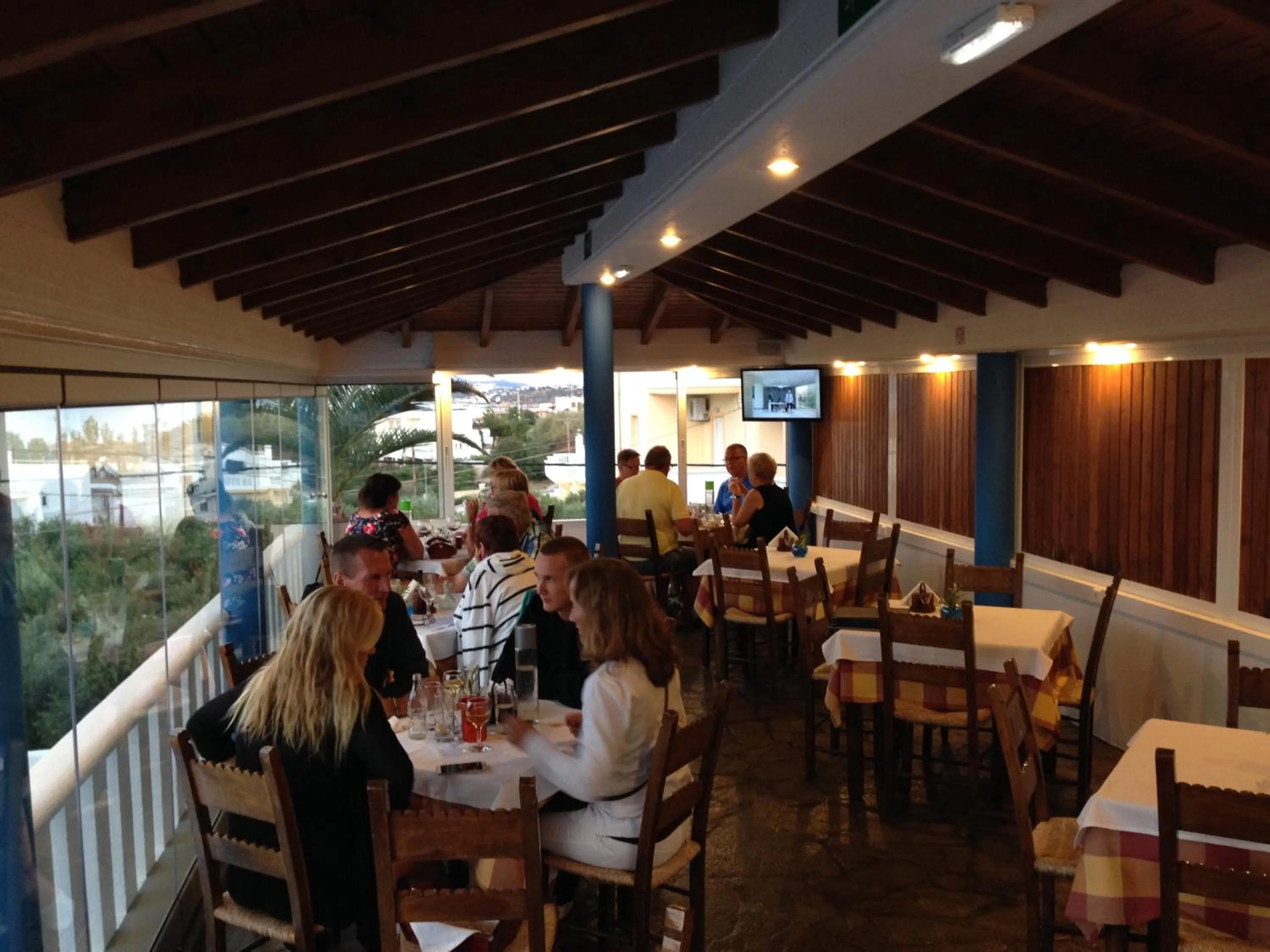 Dining area in Folia Apartments Chania