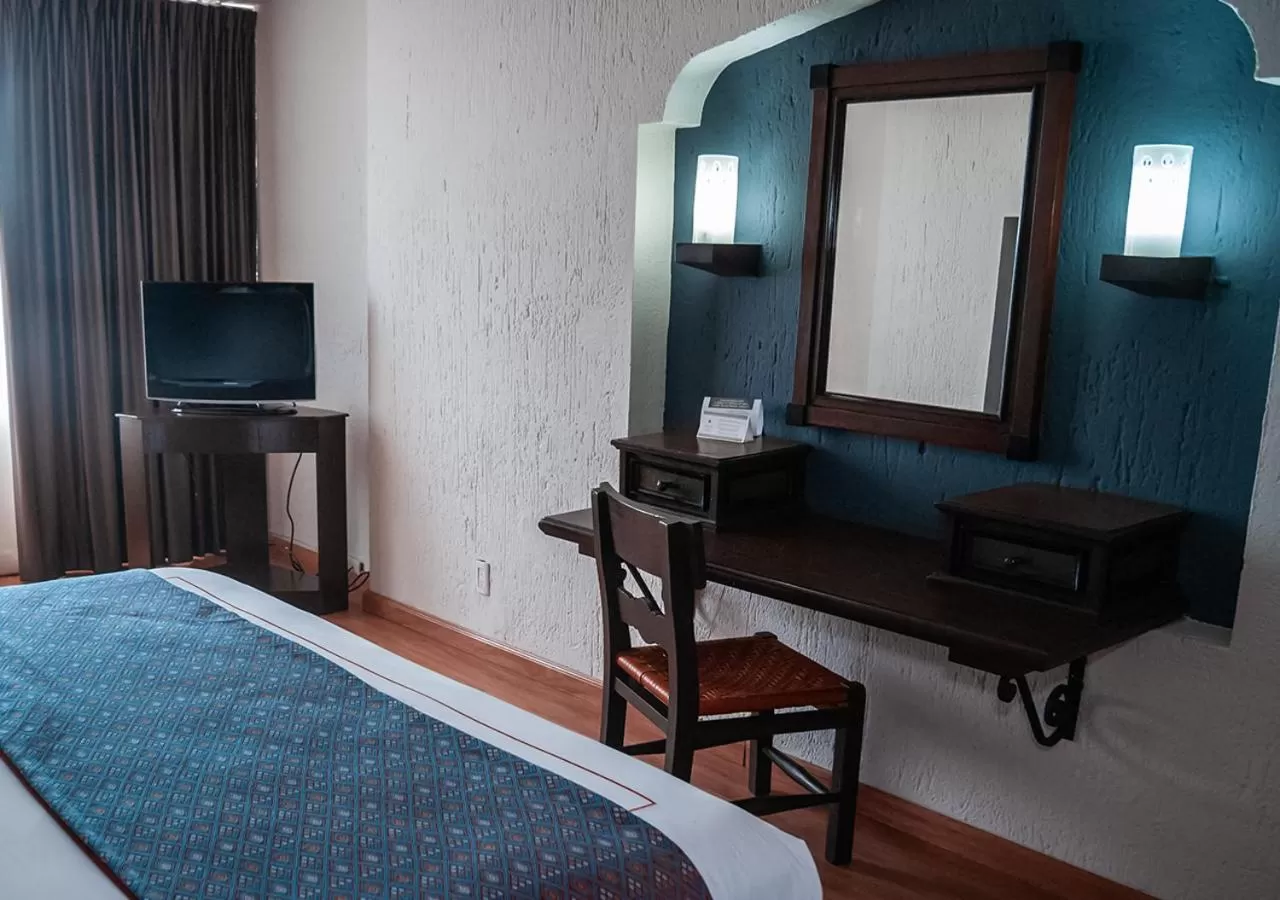 Property building, Bed in Hotel Fenix