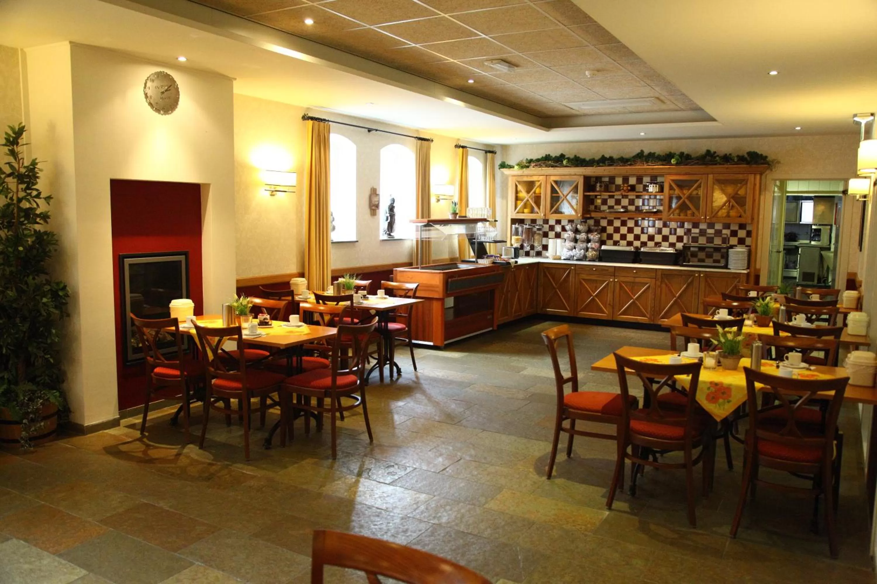 Restaurant/Places to Eat in De Witte Hoeve