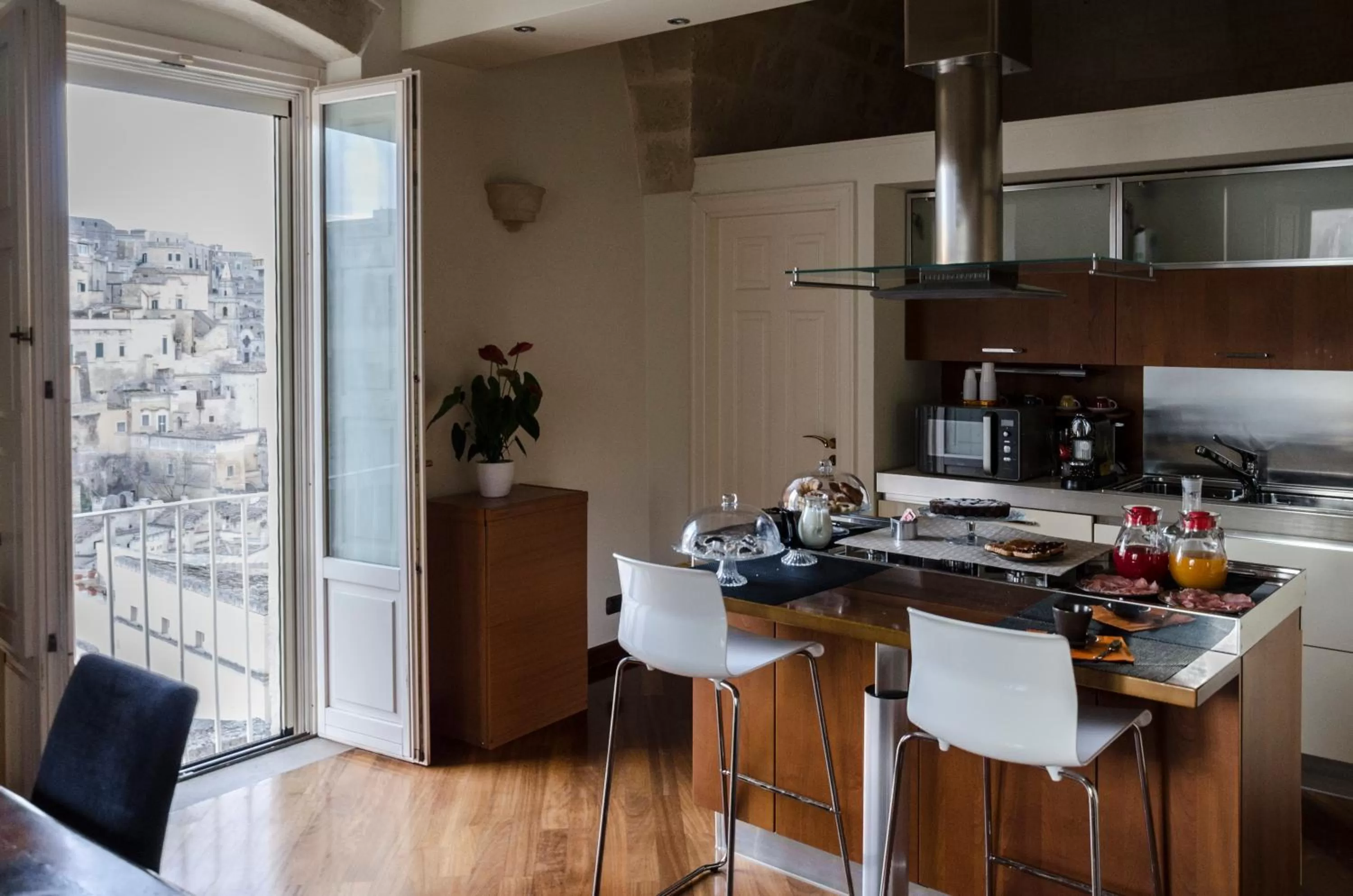 Communal lounge/ TV room in Alla dimora di Chiara Suite and Rooms