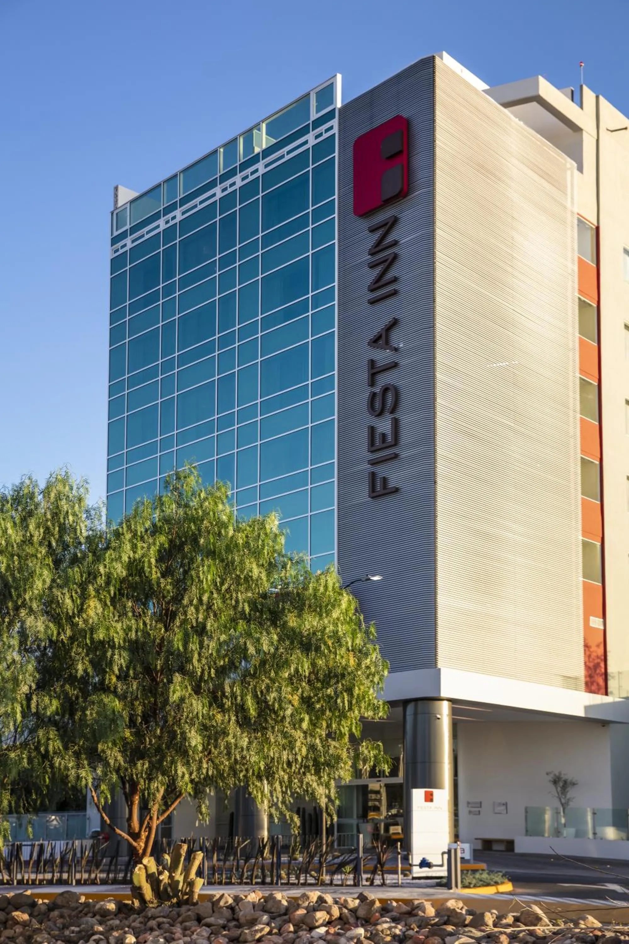 Property building in Fiesta Inn Celaya Galerias