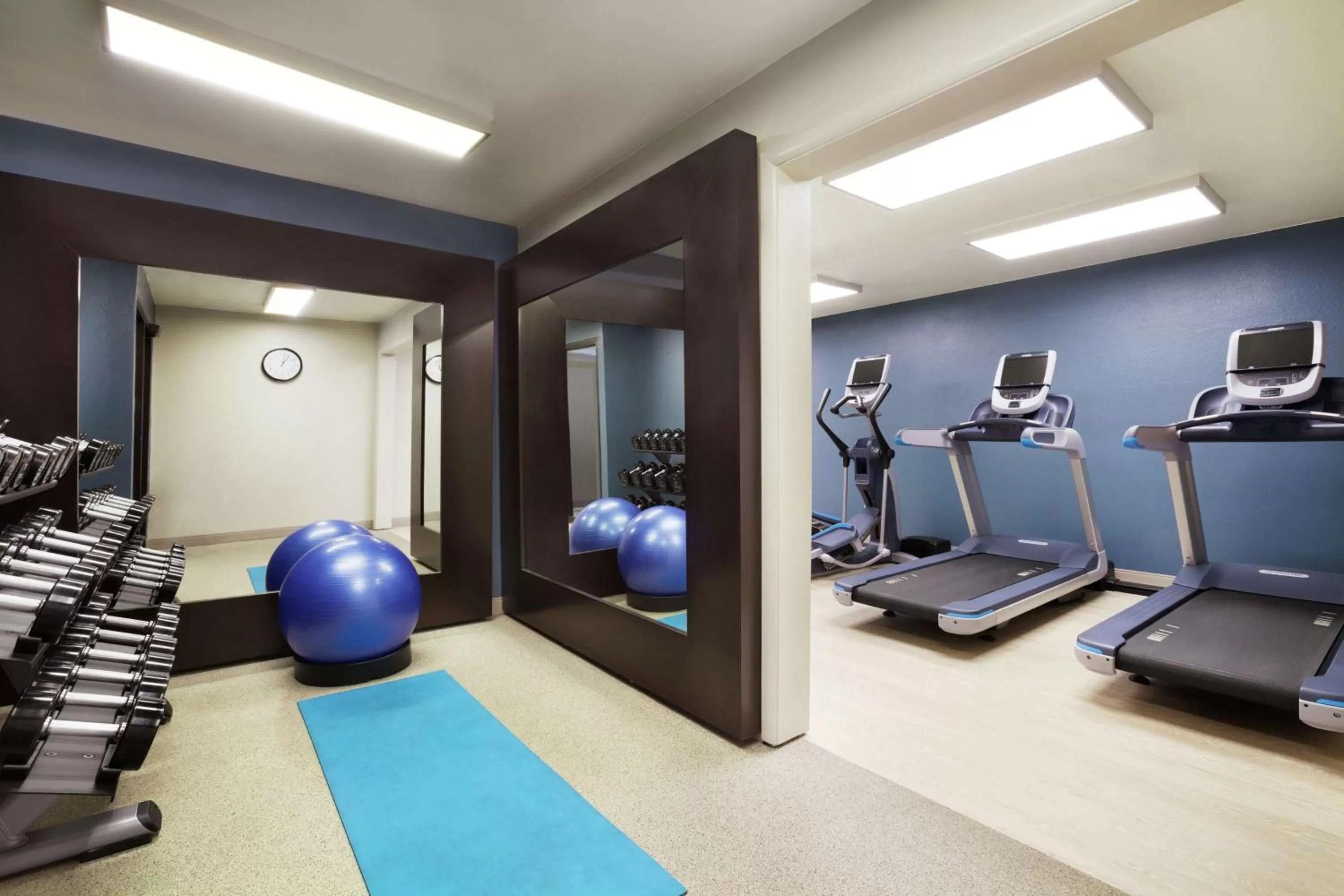 Fitness centre/facilities in Embassy Suites by Hilton Lompoc Central Coast