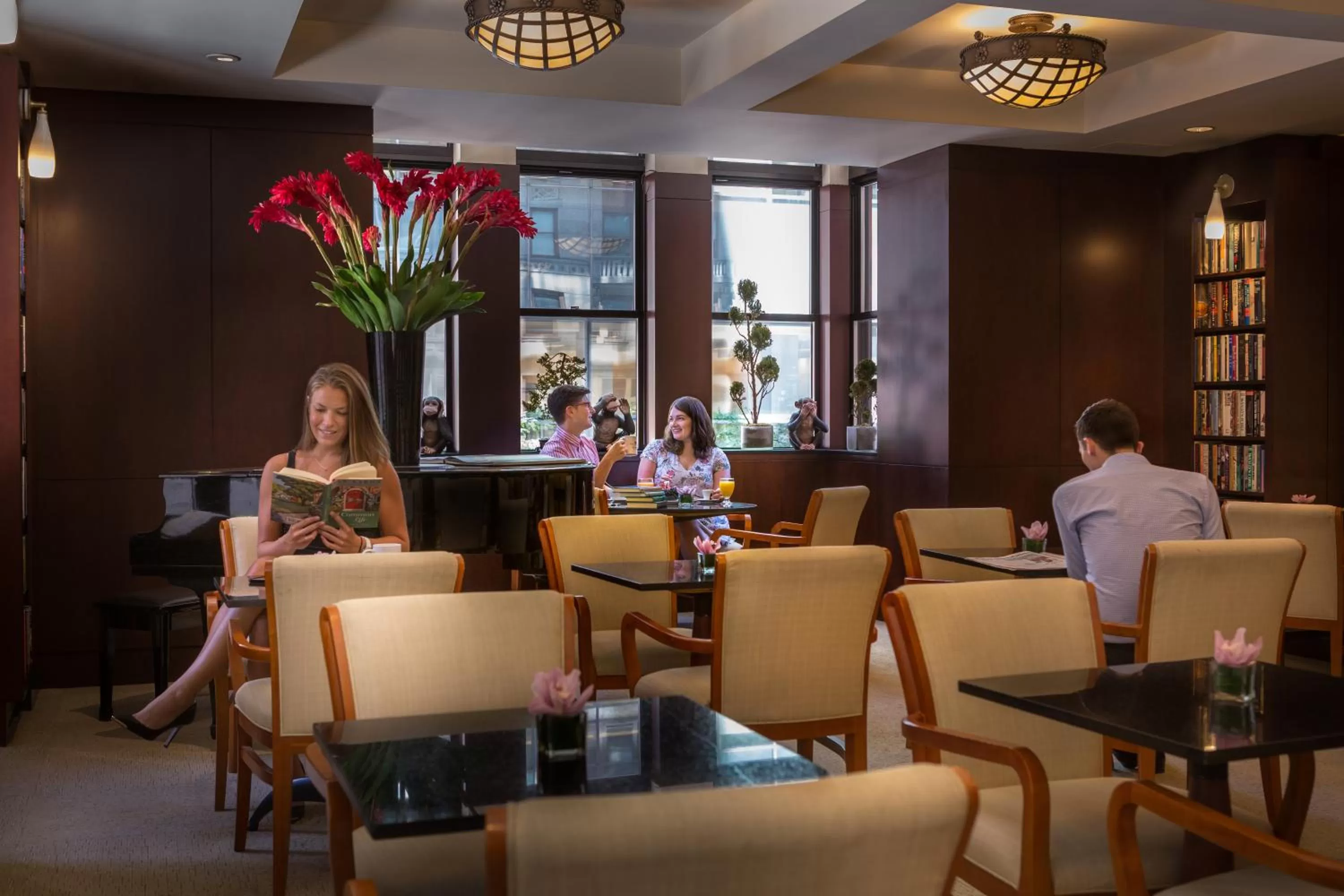 Communal lounge/ TV room in Library Hotel by Library Hotel Collection