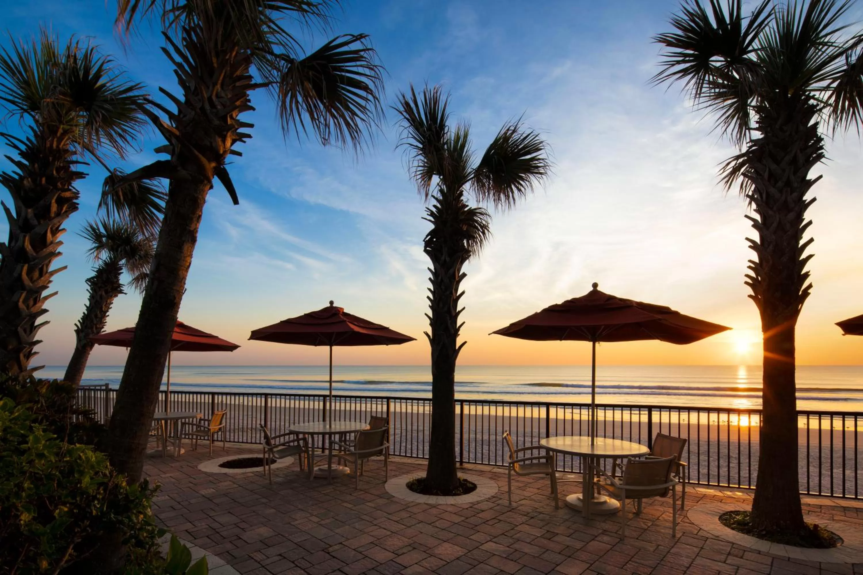 Patio in Nautilus Inn - Daytona Beach
