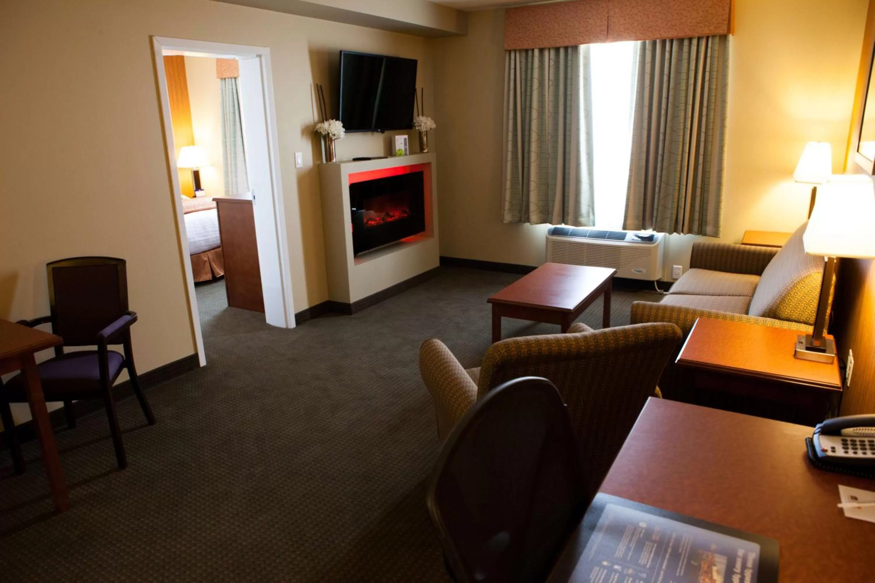 Executive King Suite - Non-Smoking in Best Western Plus Service Inn & Suites