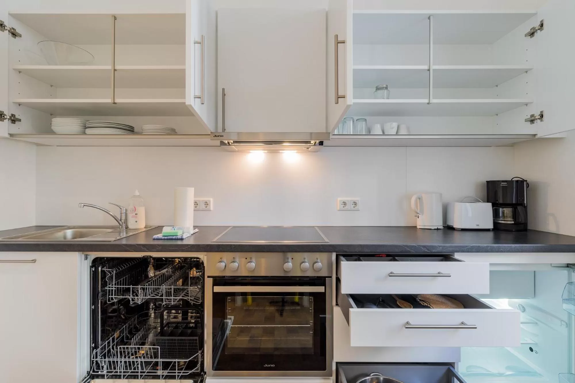 Kitchen or kitchenette in Nena Apartments Hermannplatz