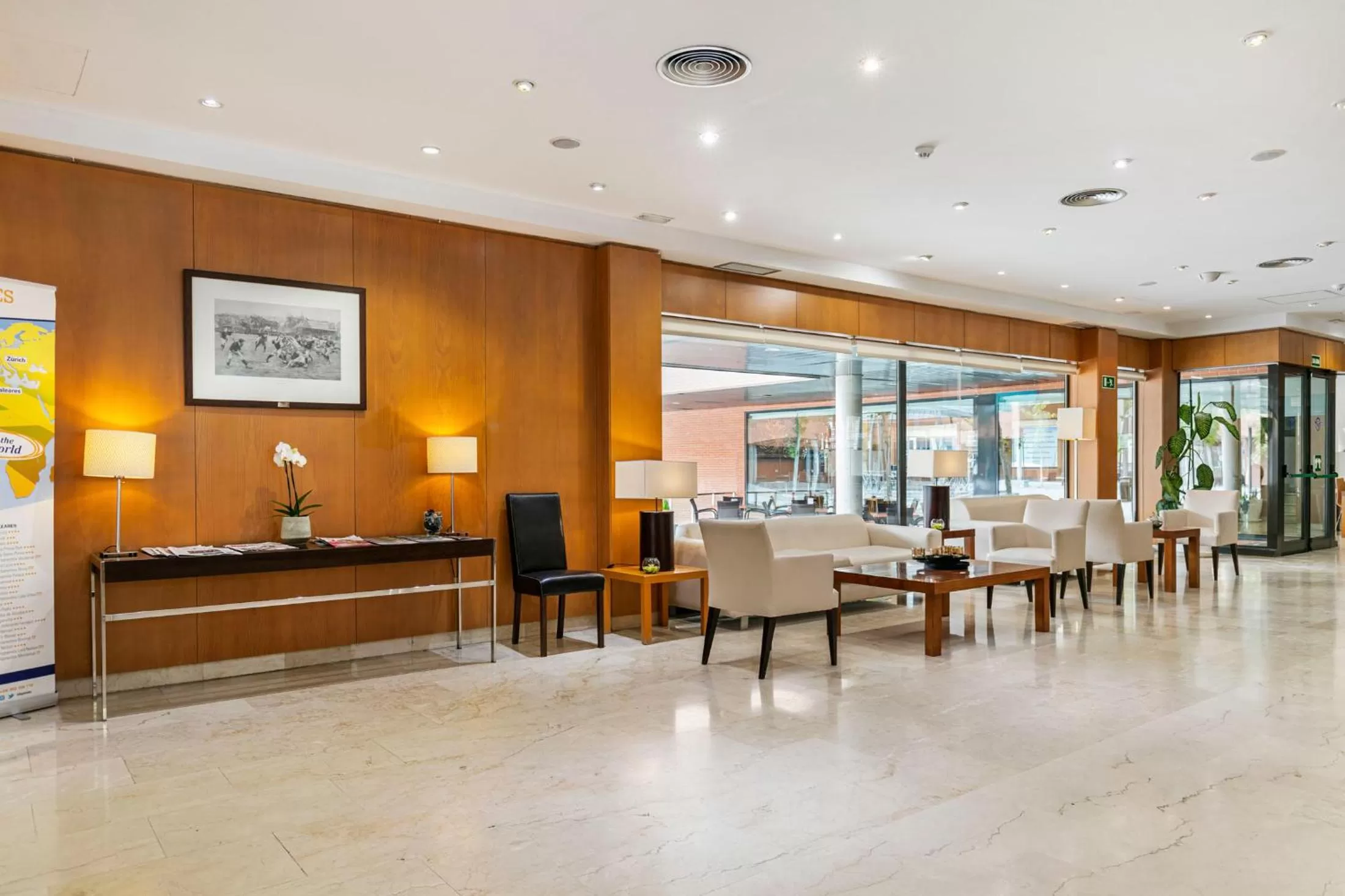 Lobby or reception in Globales de los Reyes
